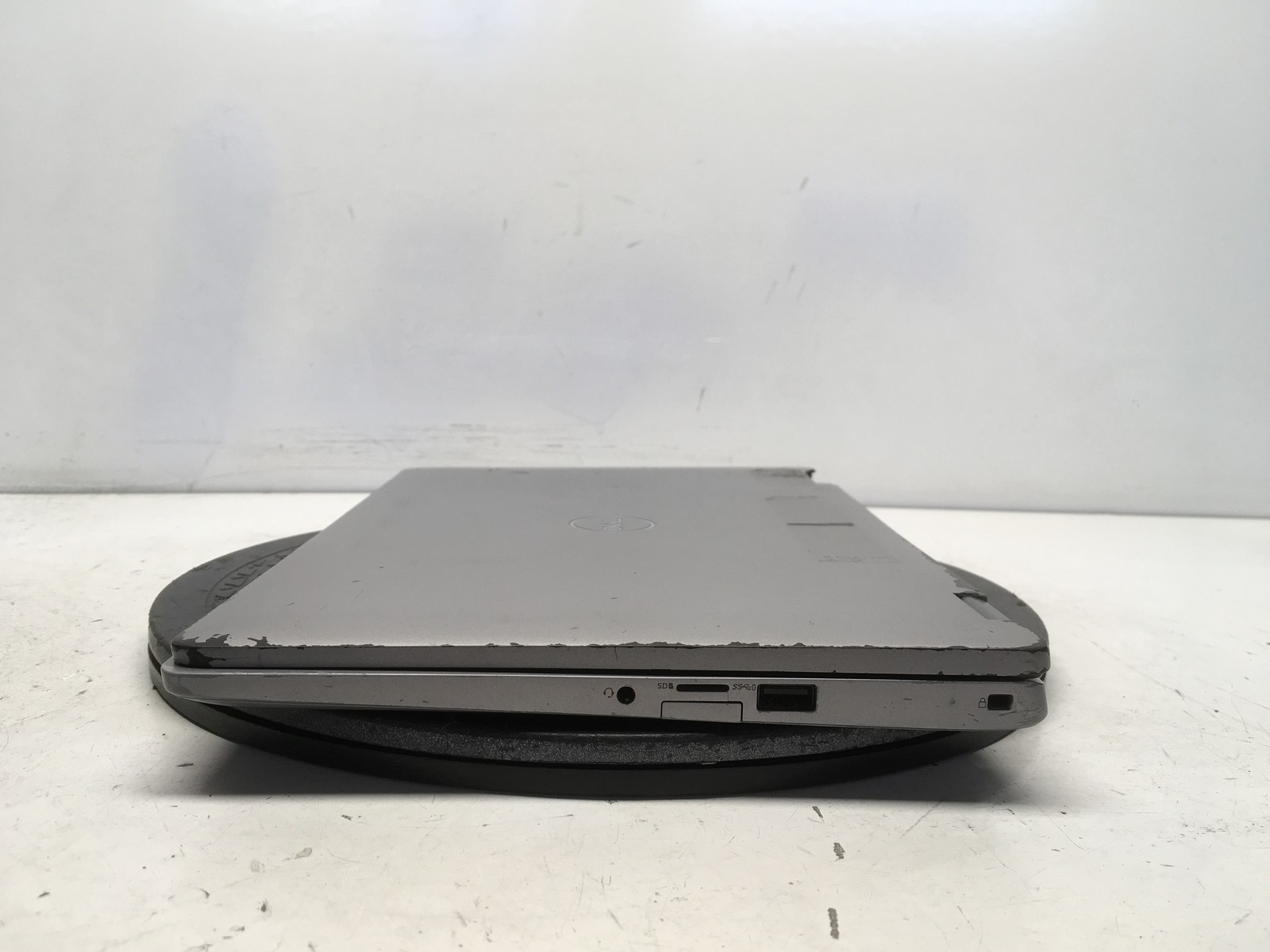 Dell Latitude 5310 2-In-1 Intel 10th gen No RAM NO HDD No Batt