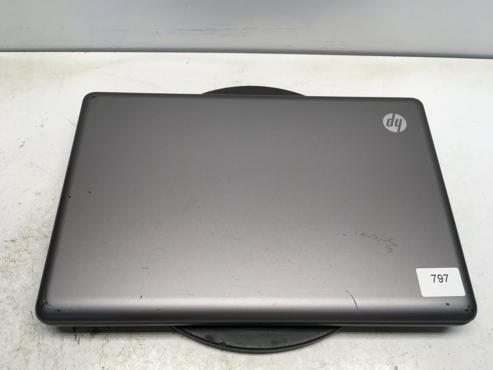 HP 2000-239WM Intel Celeron Dual-Core T3500 2.1GHz 3 GB NO HDD/Battery