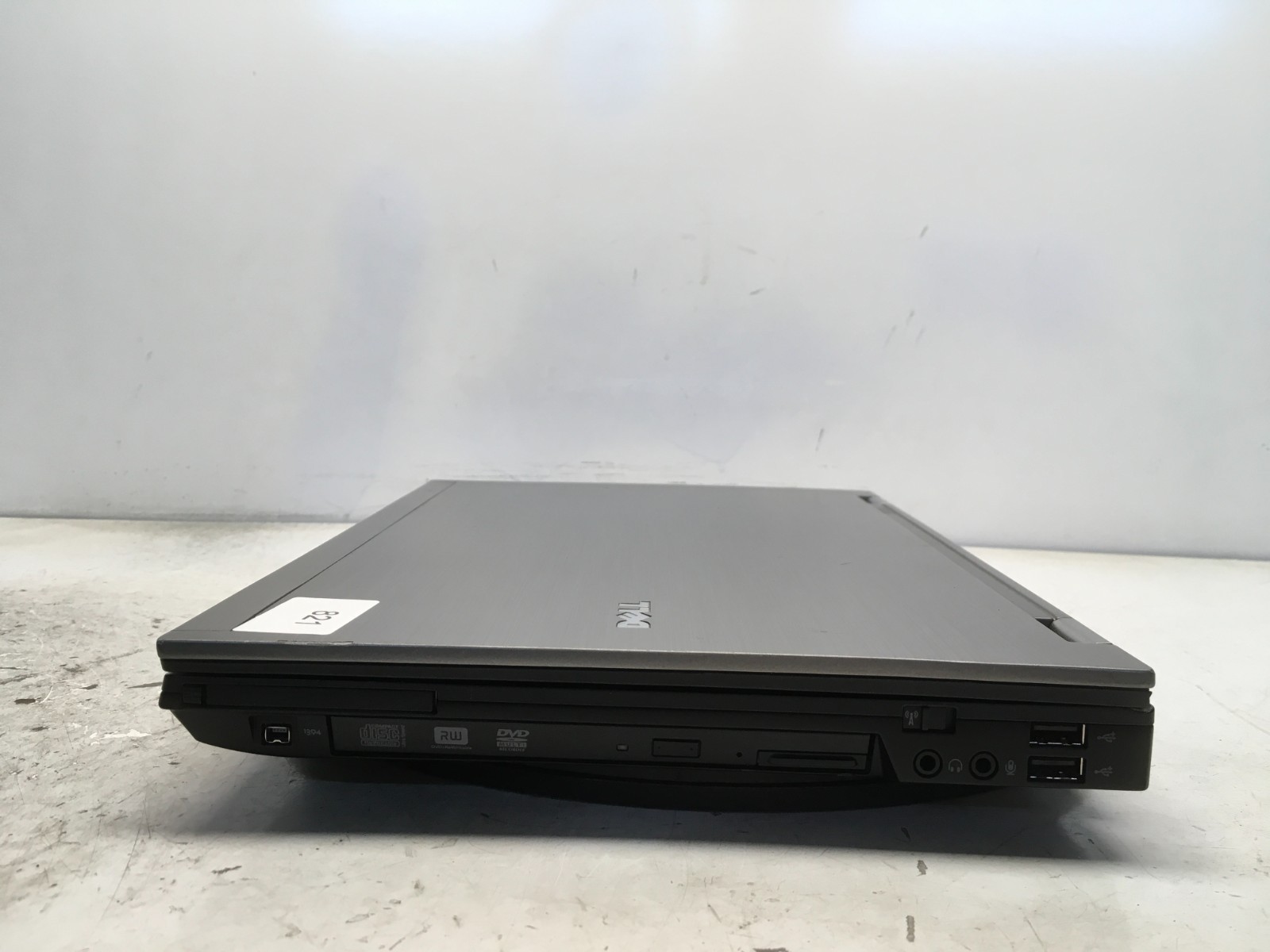 Dell Latitude E6410 Intel i5-M520 2.4GHz 4 GB NO HDD No Batt