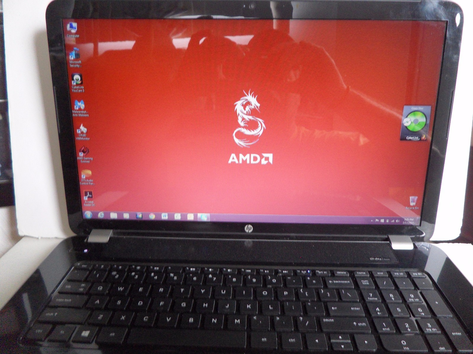 HP Pavilion 17-e020dx *GAMER* w/1TB HDD, AMD A10, 8GB DDR3L -FAST! ++SALE++!!!