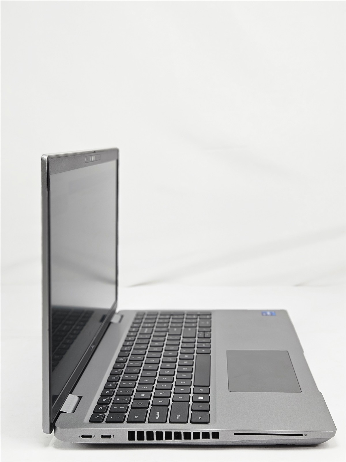 Dell Precision 3571 Gray 15.6″ Core i7-12800H 16GB RAM 512GB NVMe SSD T600
