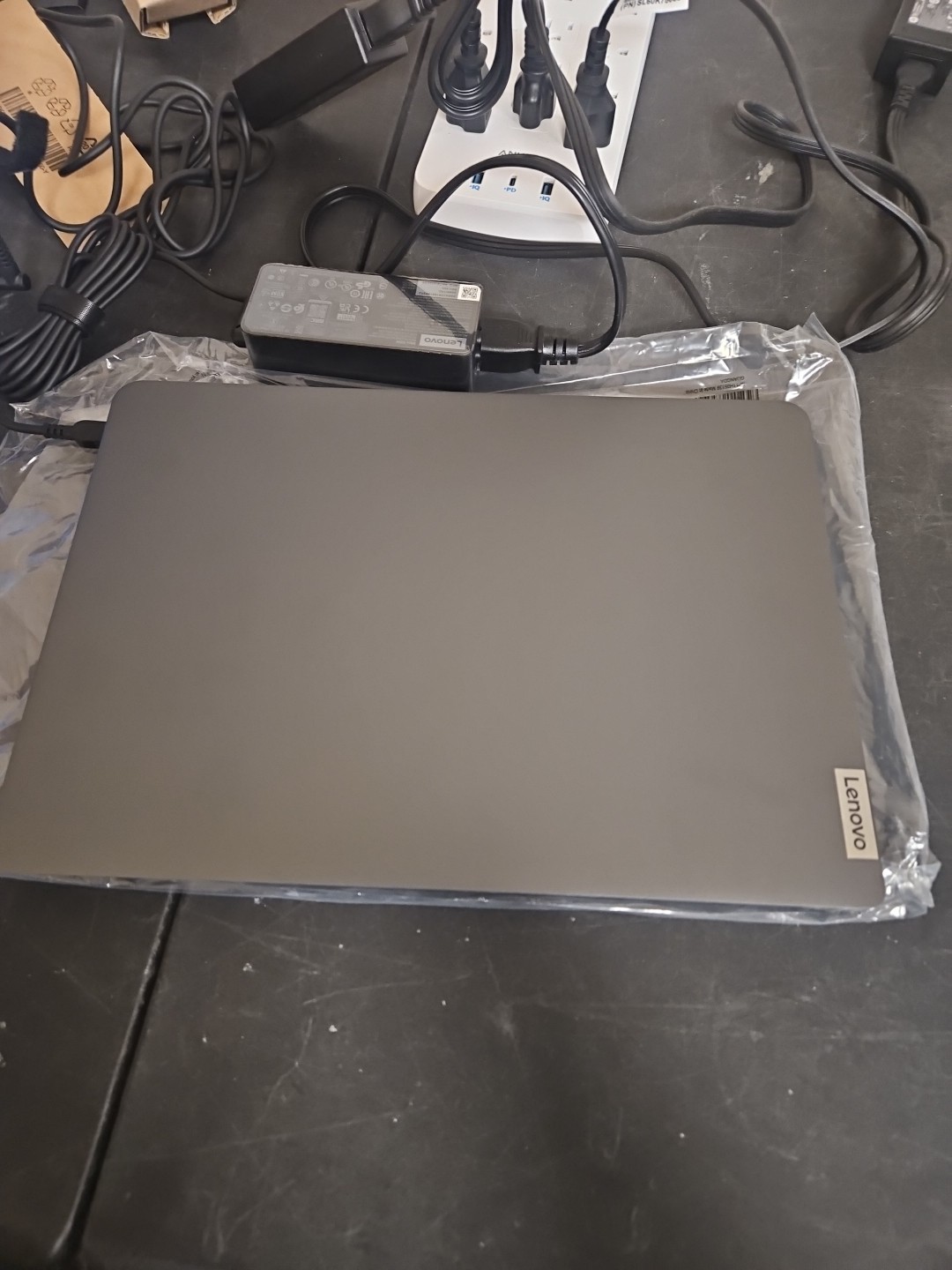 Lenovo Ideapad 5i Pro (14″.7)i5,1tb Ssd,8gb,w11home, U2