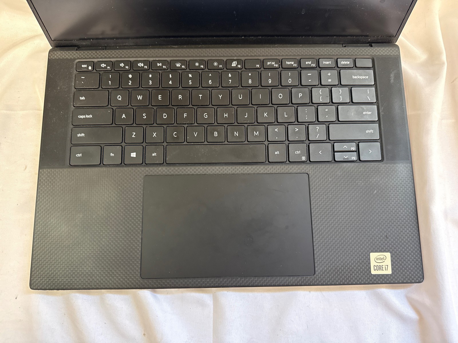 Dell Precision 5550 Intel Core i7-10750H @ 2.60GHz 32 GB 512 GB 15.6″