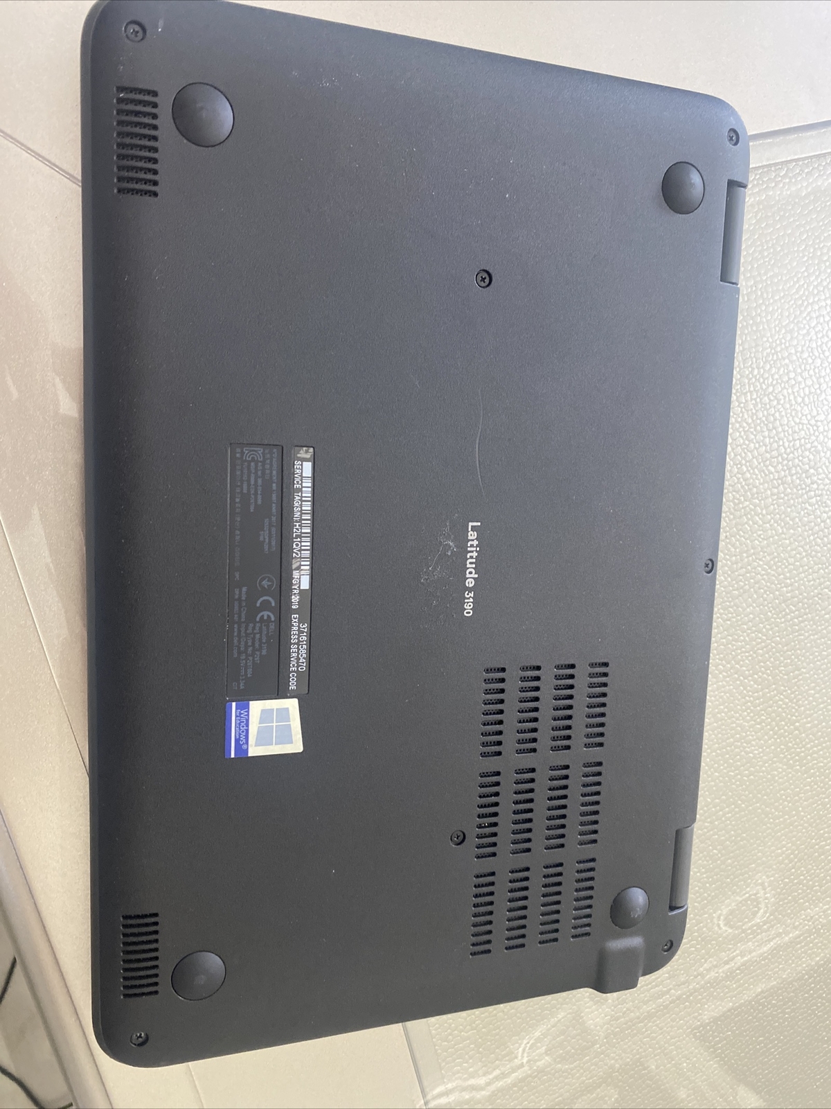 Dell latitude 3190 14 inch Intel Celeron N4100 CPU 1.10 GHz 4.0 GB RAM