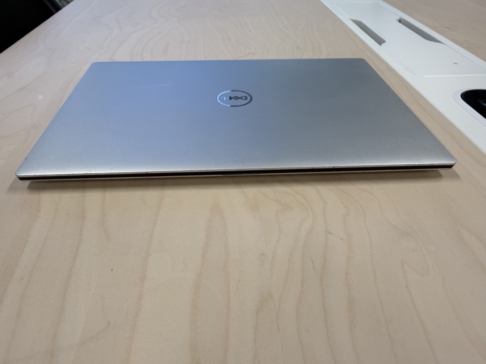 Dell XPS 13 9310 13.4″ Touch FHD+ i5-1135G7 16GB RAM 256GB SSD Win 10 Silver