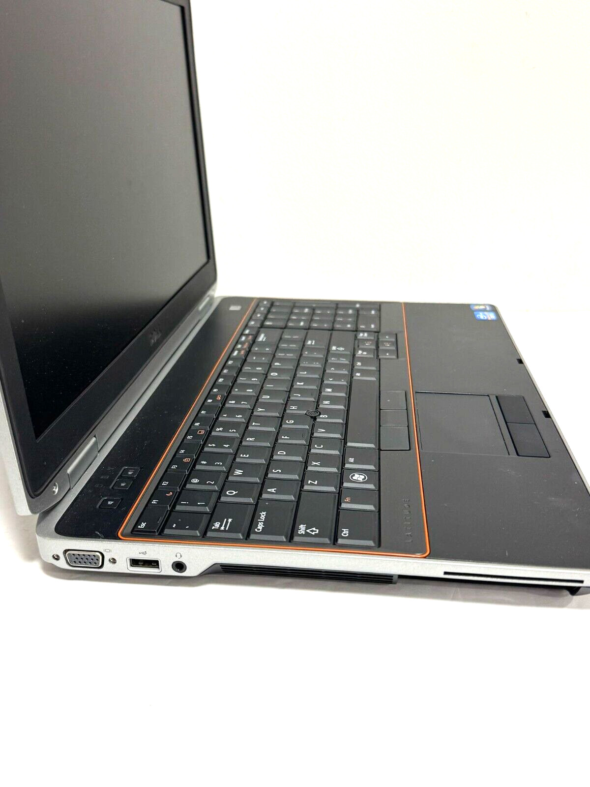 Dell Latitude E6520 Intel i5-2410M 2GB RAM NO SSD/NO CHARGER