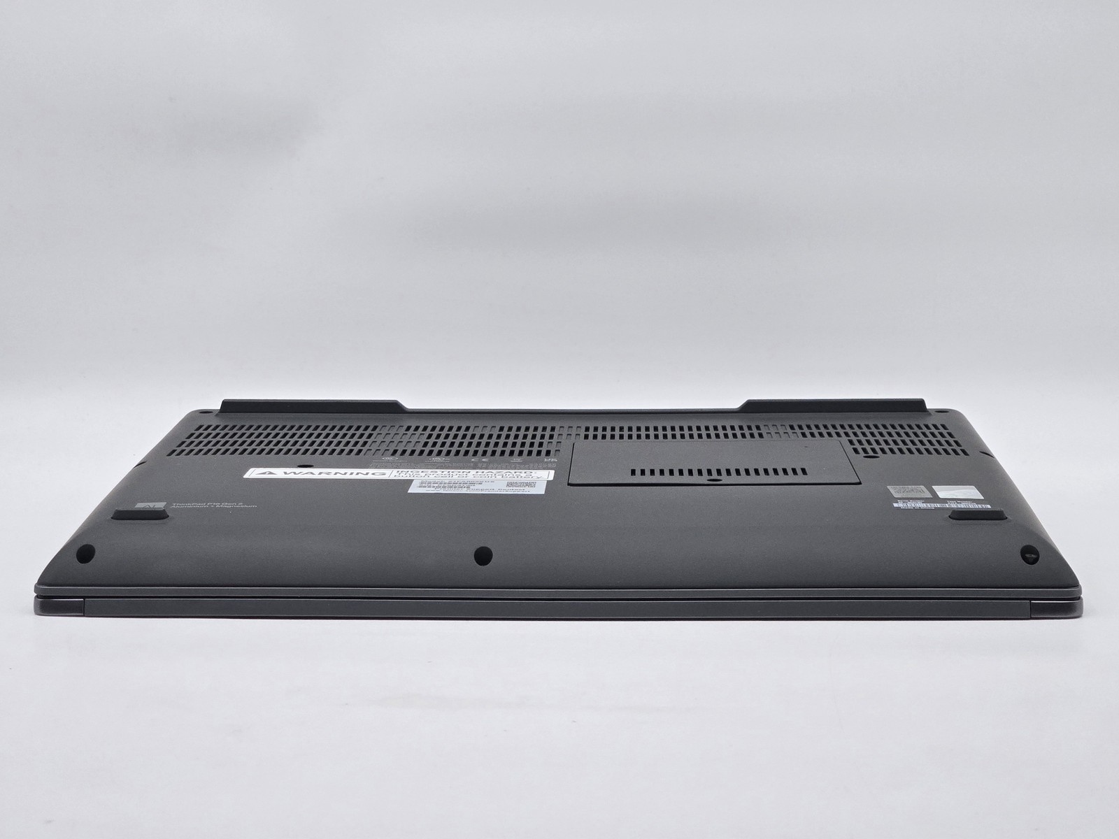 Lenovo ThinkPad P16 Gen 2 16″ i7-13700HX 32GB 1TB RTX 4000 Ada Win11 Pro Wty