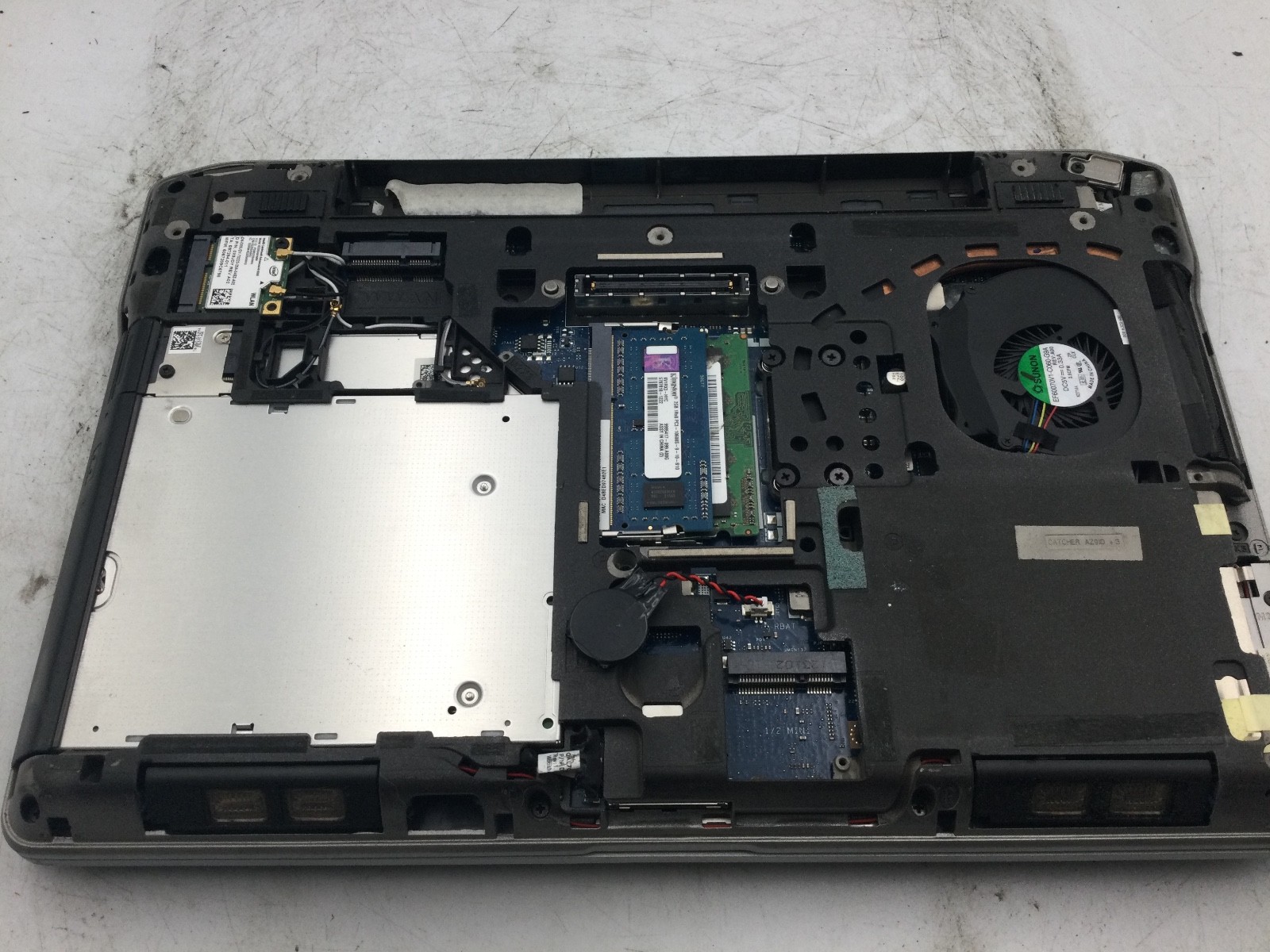 DELL LATITUDE E6330 – FOR PARTS /BIOS LOCK – INTEL CORE I5 – READ DESCRIPTION-BB
