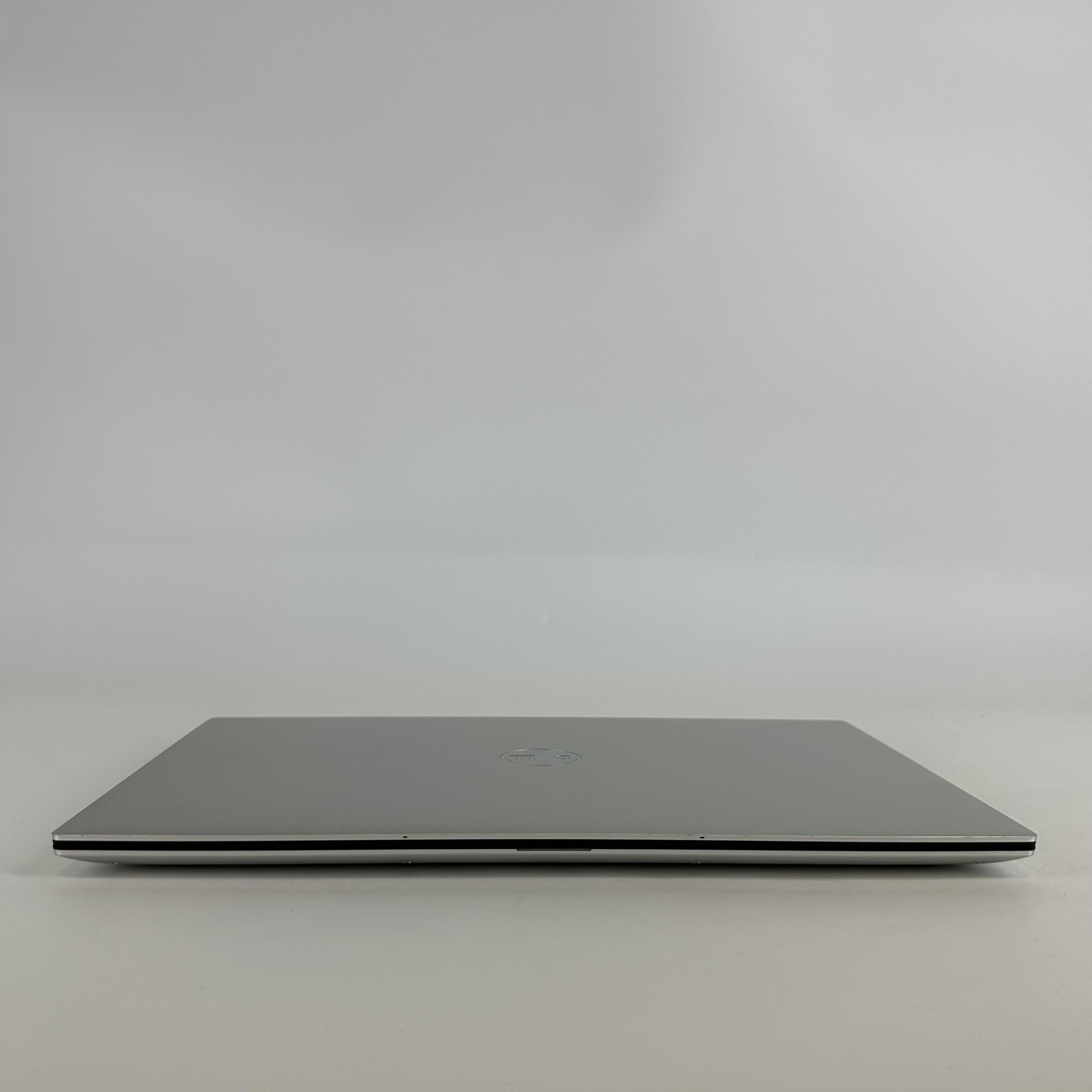 Dell XPS 15 9520 UHD+ NON-TOUCH 2.5 GHz i9-12900HK 64GB 2TB SSD RTX 3050 Ti