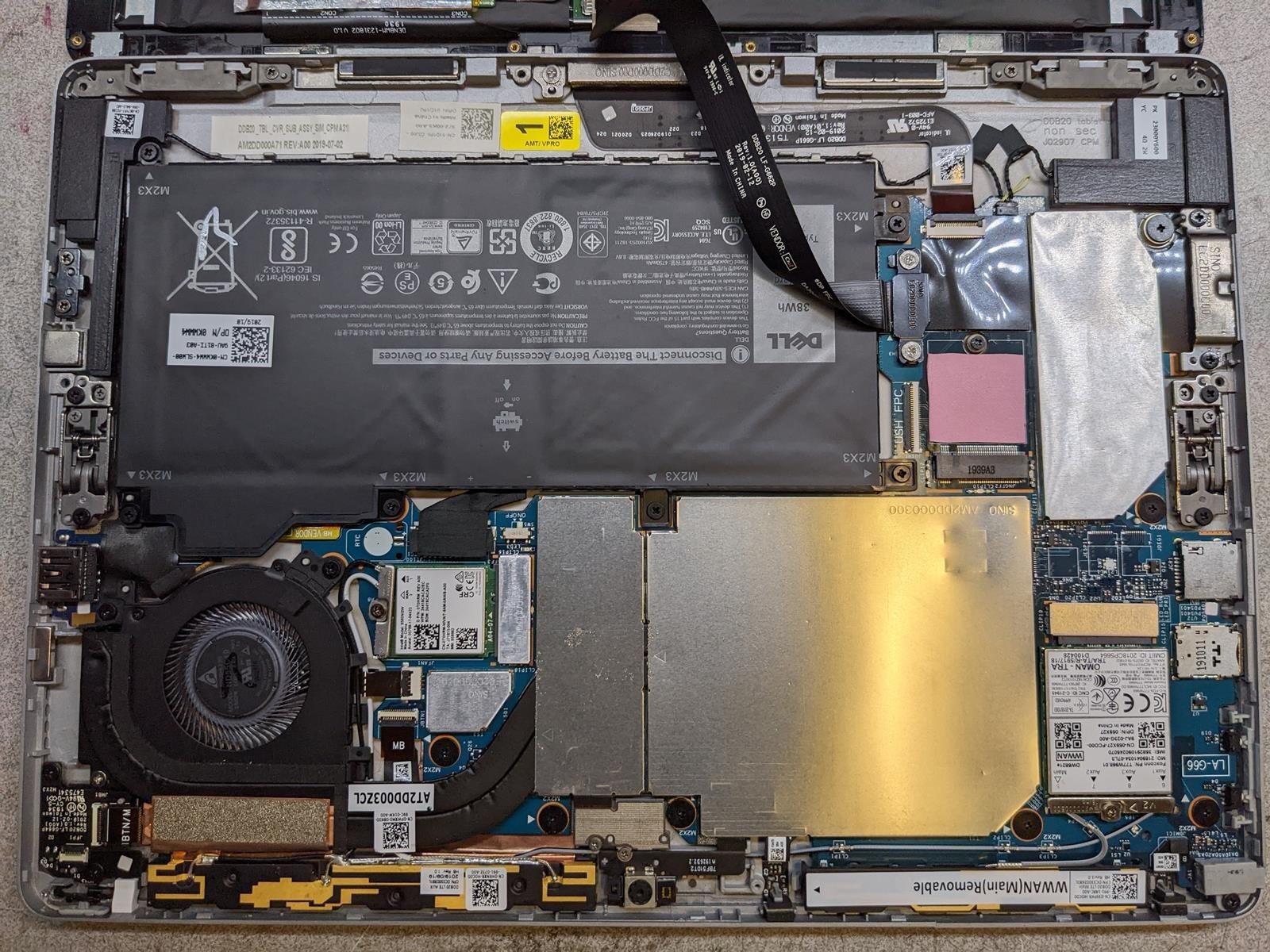 DELL LATITUDE 7200 2-IN-1 i5-8365U @ 1.60GHz, 8GB RAM, NO HDD/OS – (FOR PARTS)