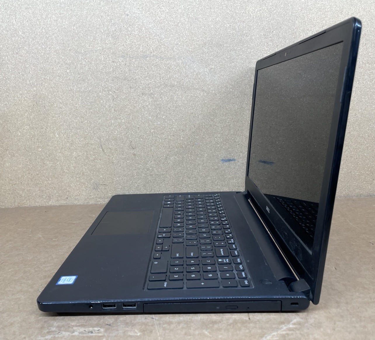 Dell Inspiron 5566 15.6”, Intel Core i5-7200U@2.50GHz 8GB RAM, 1TB HDD, W10