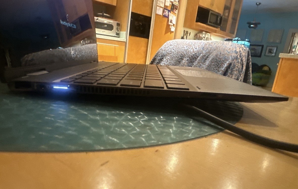 HP Envy x360 15.6″ Ryzen 5 2500U 128GB SSD 8GB RAM