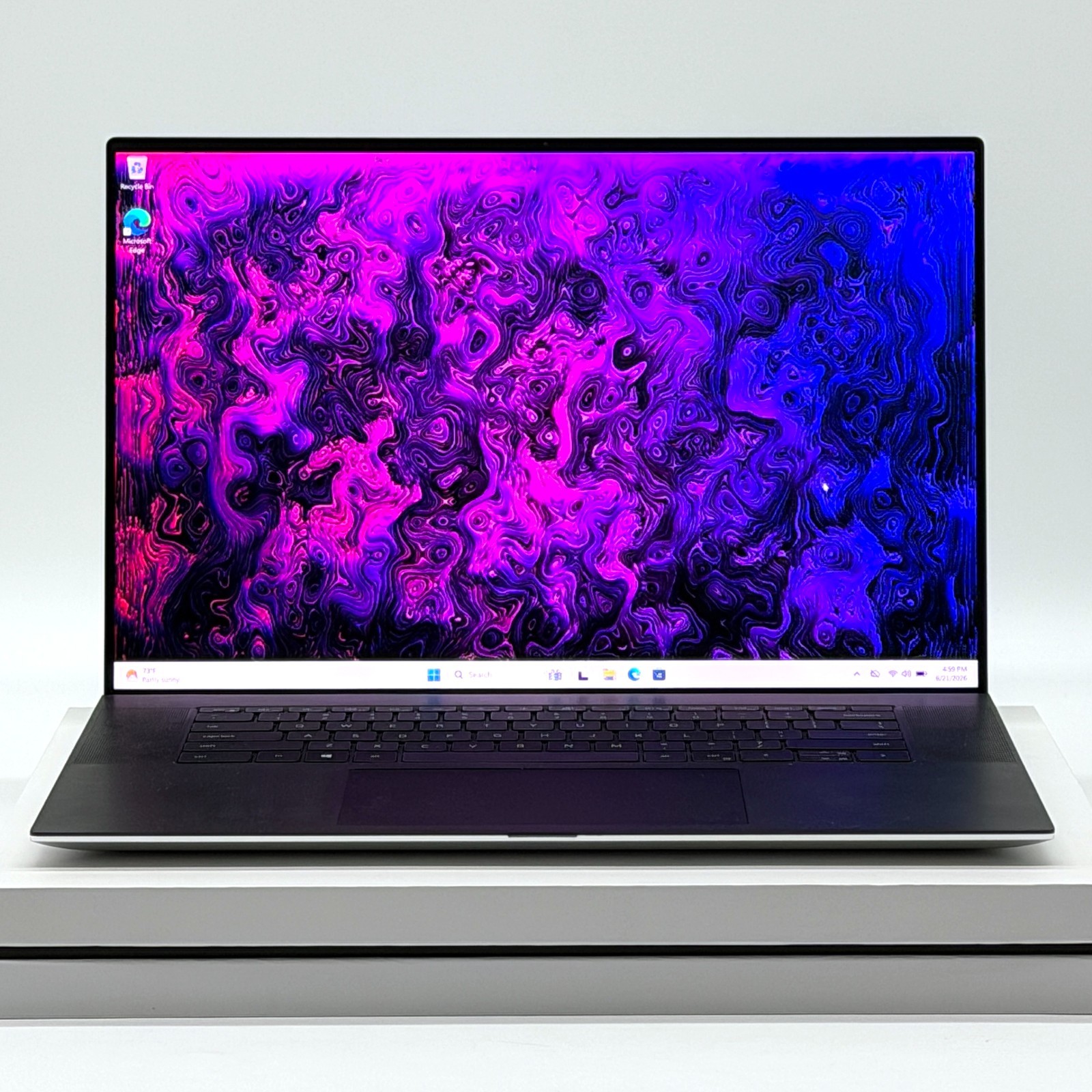 *FAST* Dell XPS 17 – CORE i9 – 64GB RAM – 2TB – NVIDIA RTX 3060 – 4K UHD