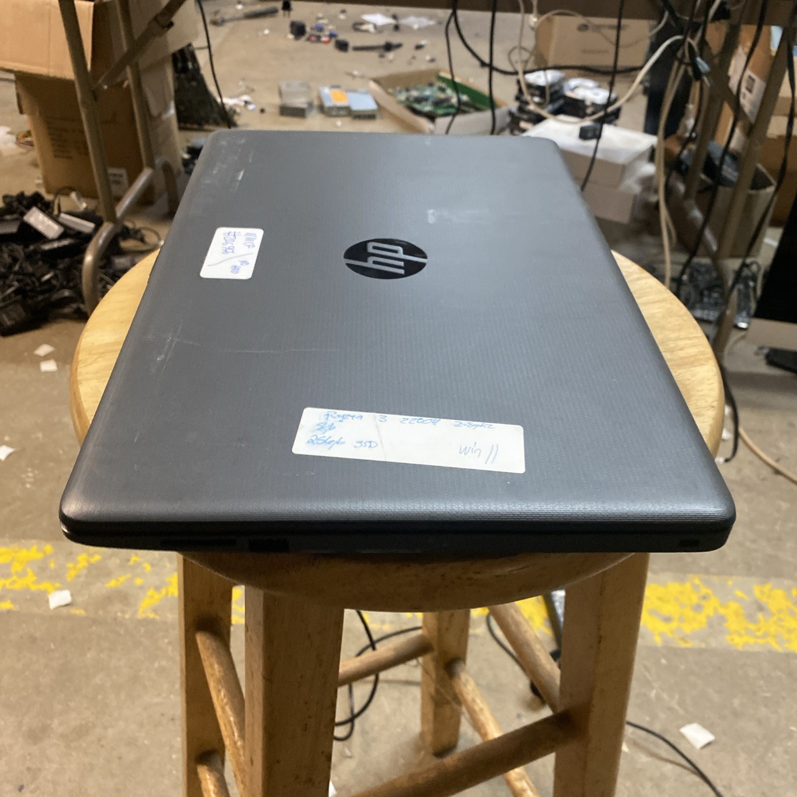 HP 255 G7 Ryzen 3 2200u 2.5GHz, 8GB Ram, 256GB SSD, Windows 11
