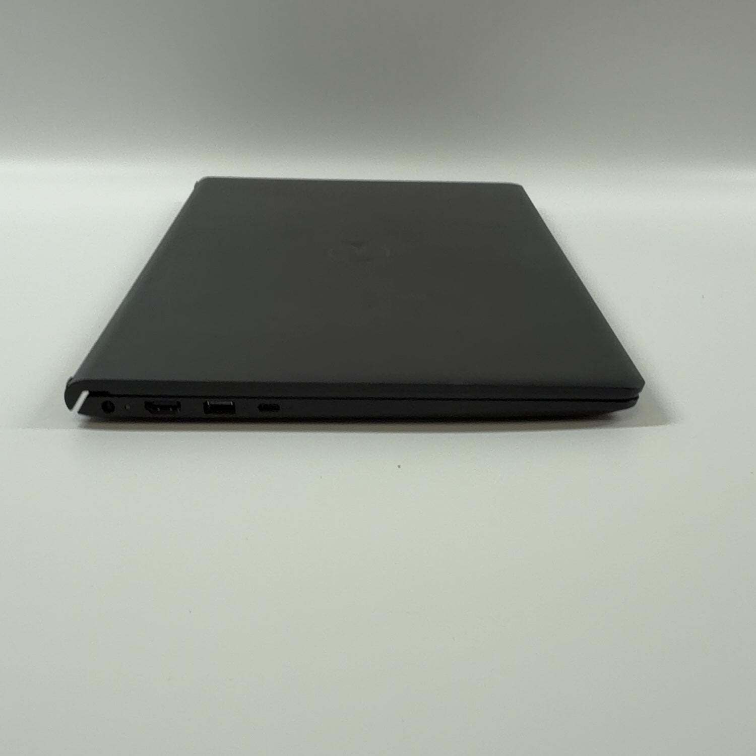 Dell Inspiron 3535 15.6″ Ryzen 7 7730U 2.0GHz 16GB RAM 1TB SSD