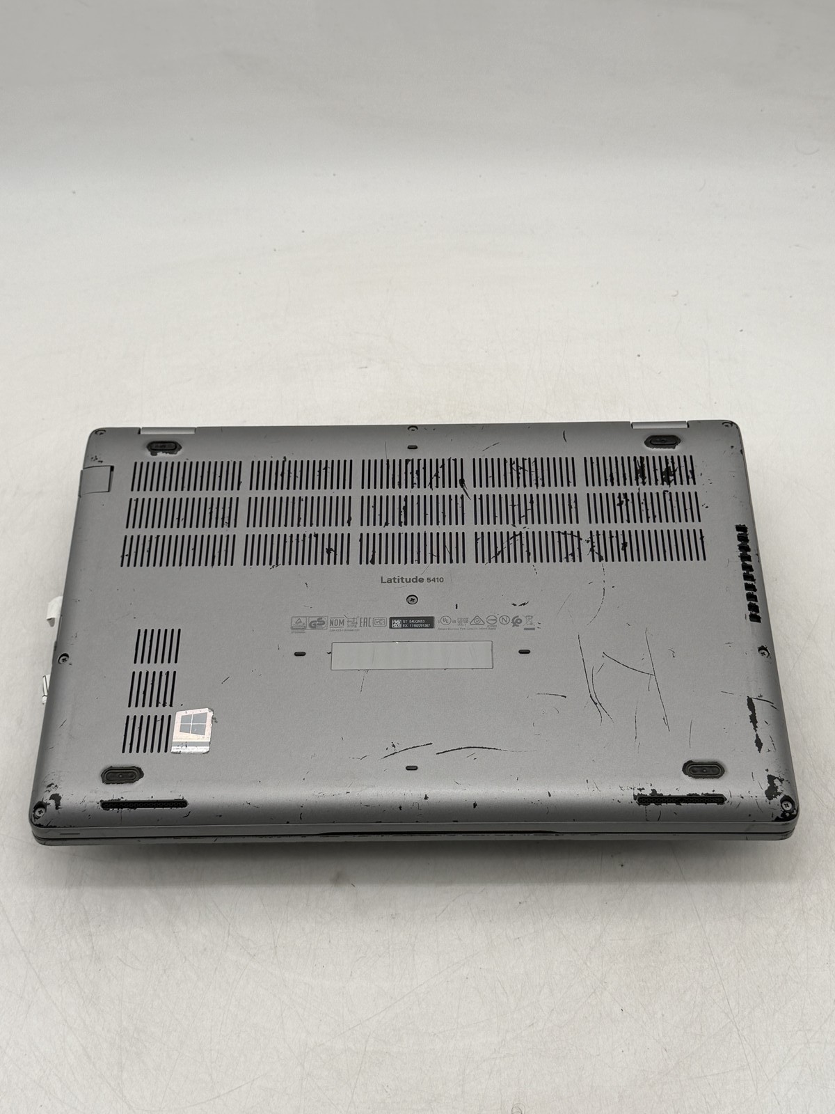 Dell Latitude (5410) |14″| i5-10210U 16GB 256GB NO OS Read