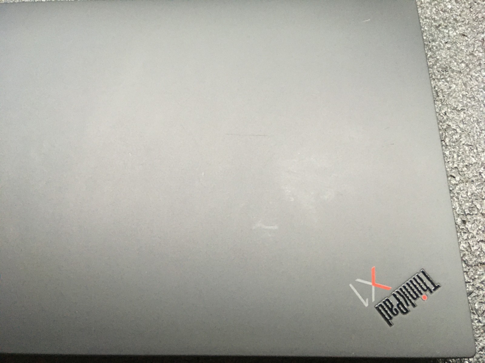 Lenovo ThinkPad X1 Carbon Gen 10 Core i5-1235U, 16GB , 512GB Battery not charge