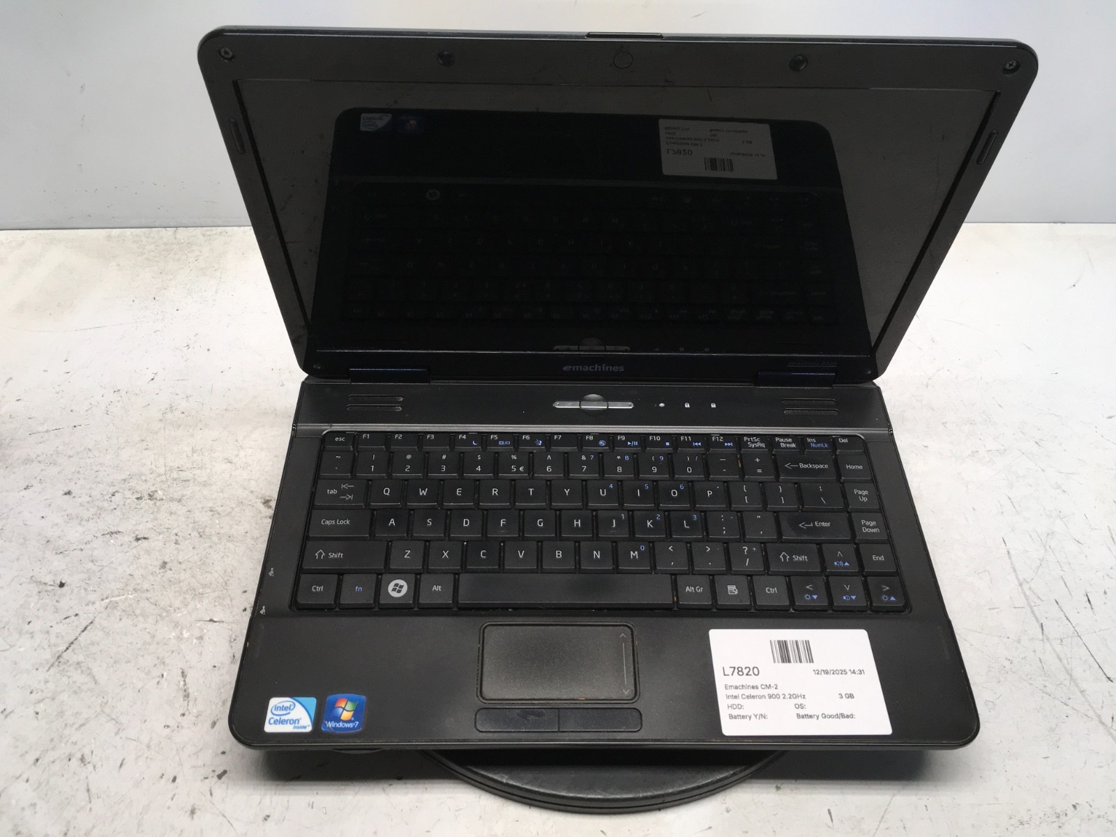 eMachines CM-2 Intel Celeron 900 2.2GHz 3 GB NO HDD