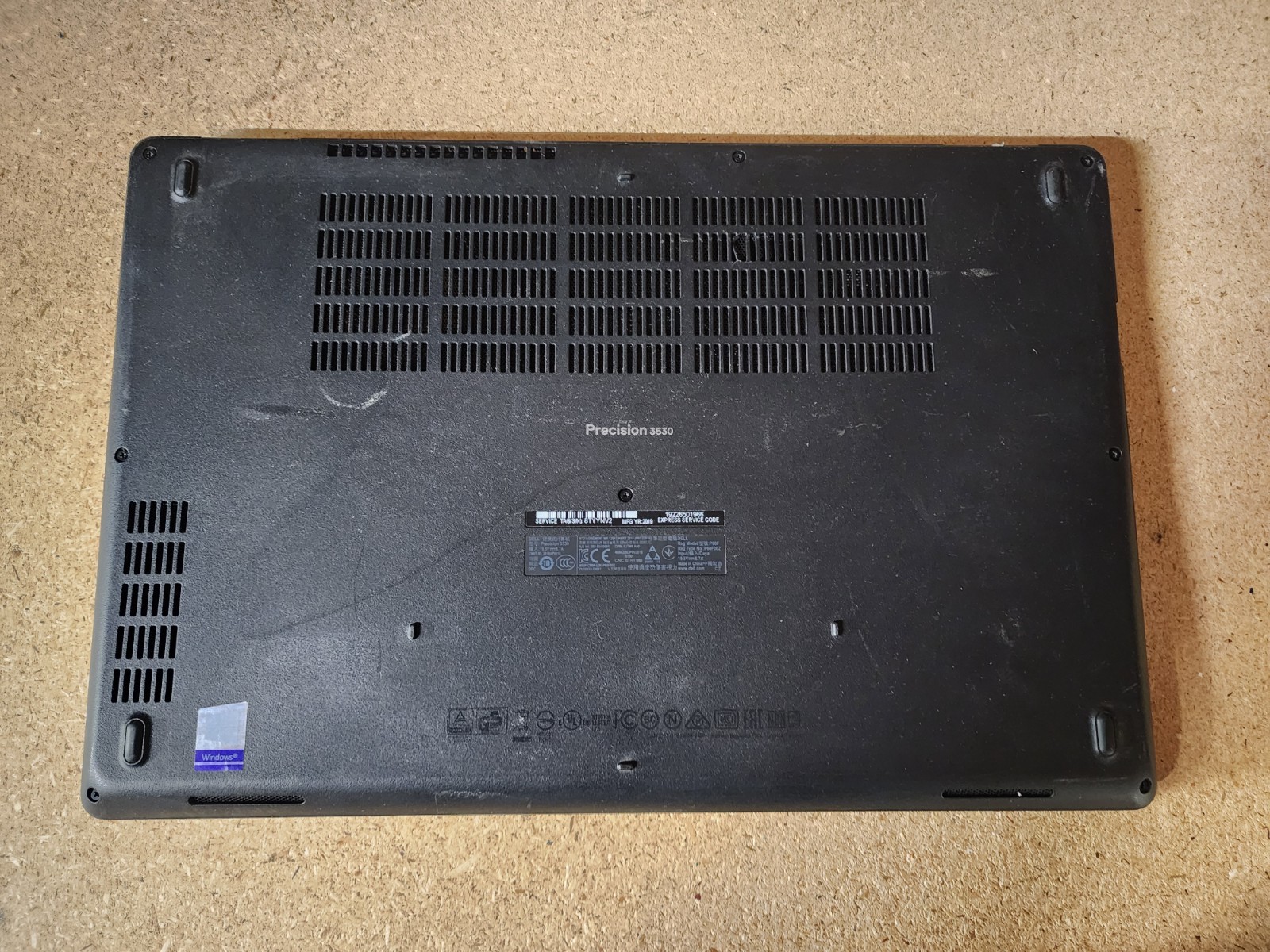 Dell Precision 3530 i5-8400H 2.5GHz No RAM/HDD/OS Quadro P600 GPU #3