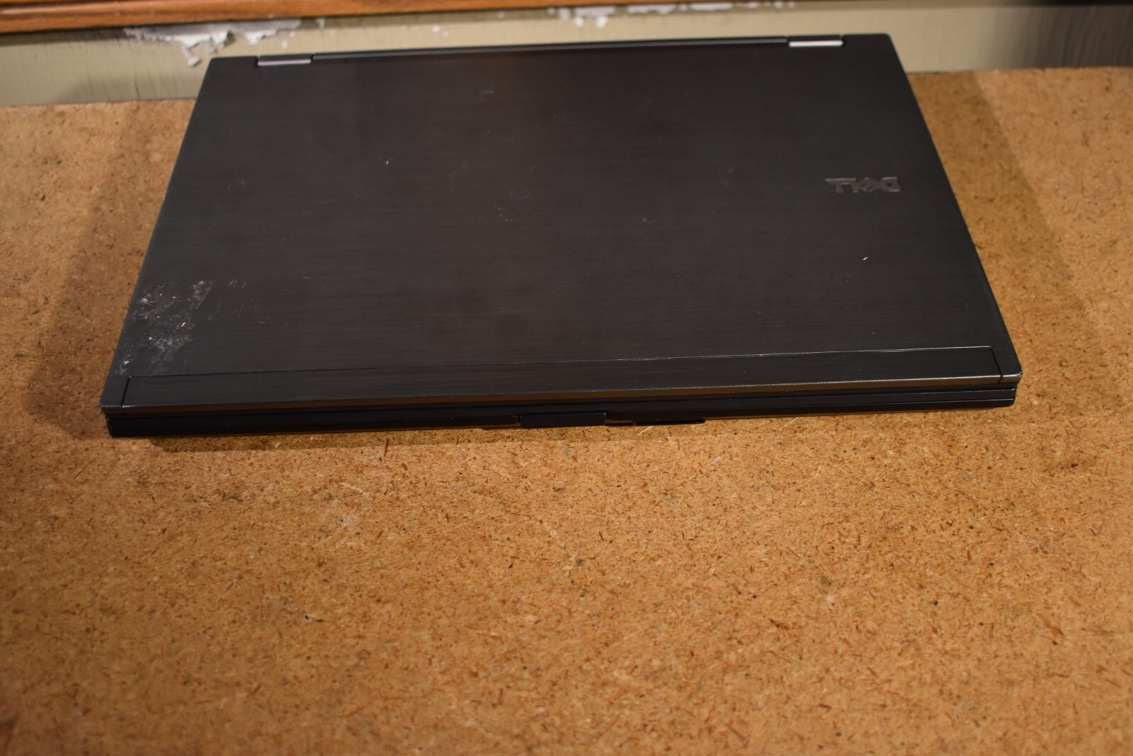 Dell Latitude E6410 Intel Core i7-620M 4GB RAM 250GB HDD Windows 7 Pro 32-bit