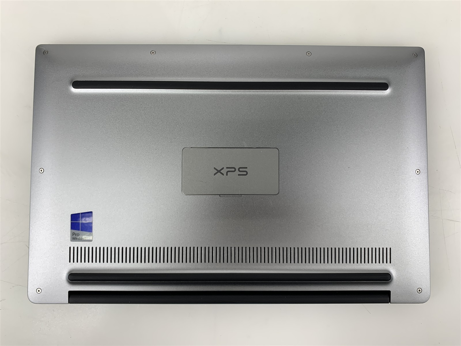 Dell XPS 13 9360 Intel i5-7200U 2.50GHz 8GB RAM 512GB SATA M.2 SSD Win 11 Pro