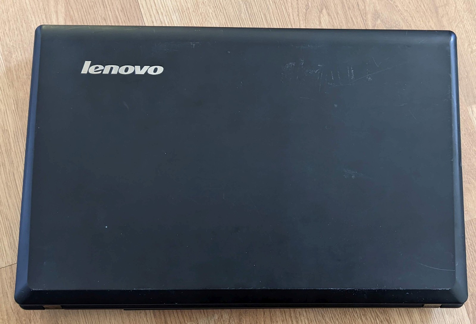 BROKEN SCREEN – Lenovo G580 15.6″ Intel Pentium Processor | For Parts