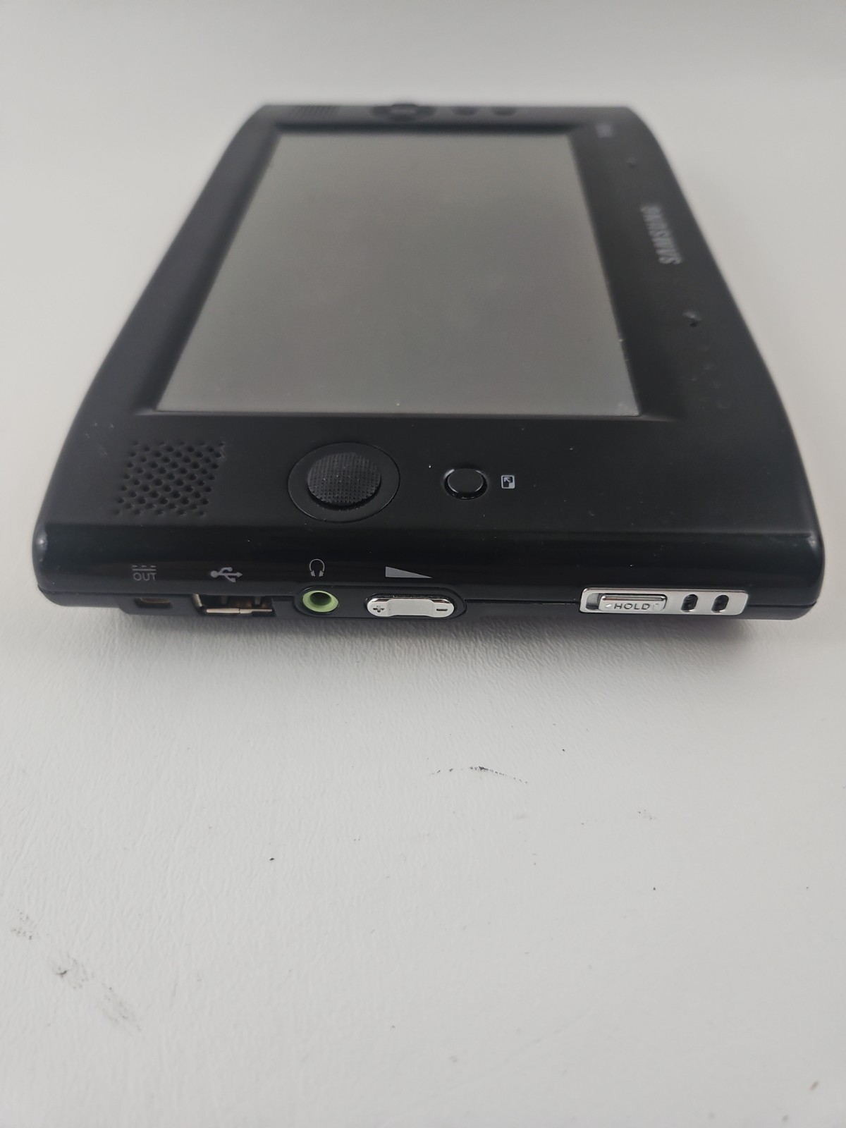 Samsung Q1 Ultra Tablet Handheld Computer Windows – NP-Q1 – No Charger / AS-IS