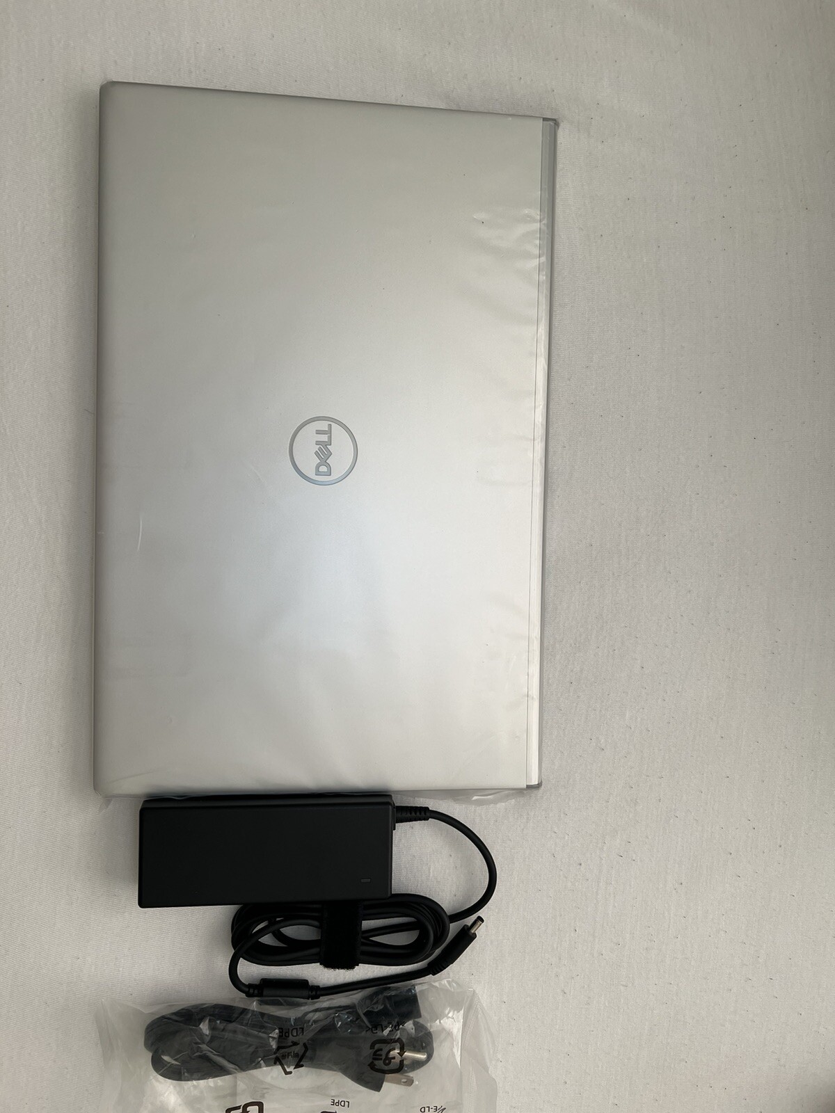 Dell Inspiron 15 7000 15.6″ (256GB SSD, Intel Core i7-9750H, 4.5GHz, 8GB RAM)…