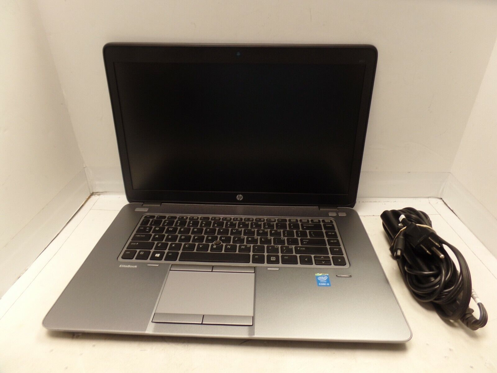 HP EliteBook 850 G2 (L4A23UT#ABA) 2.3GHZ i5-5300U 8GB 180GB SSD WIN10
