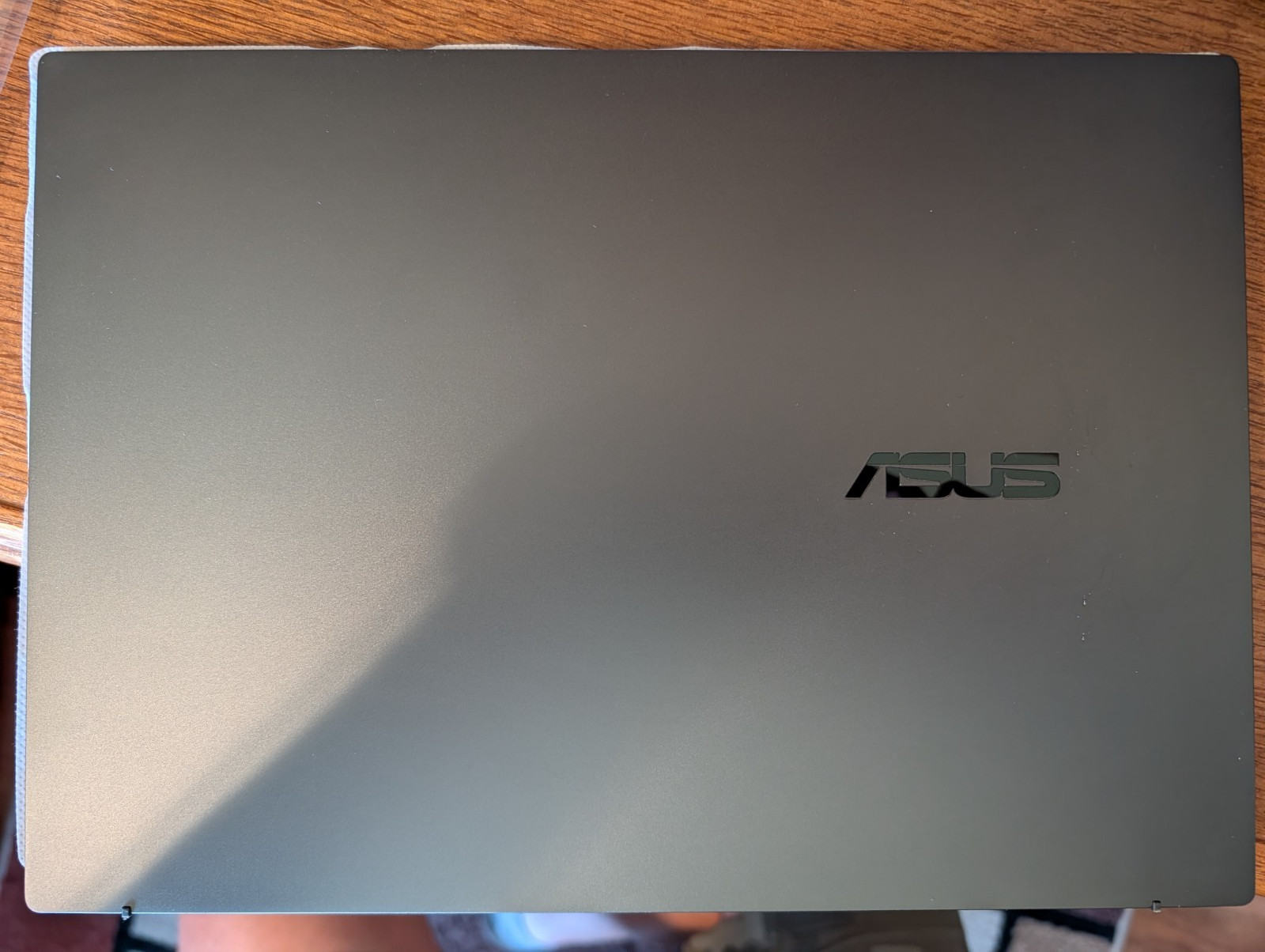 ASUS Zenbook Q415M 14″ OLED Touch WUGA Core Ultra 5 125H 512GB NVMe 8GB RAM