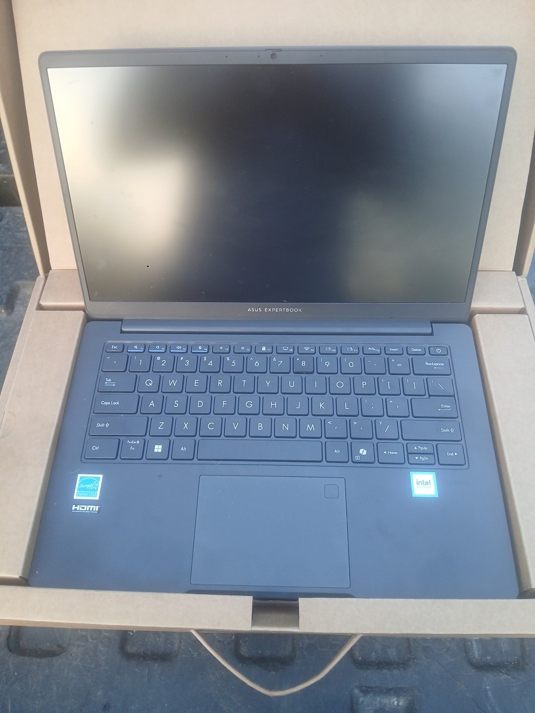 ASUS Expertbook Laptop Model # 51403CTA