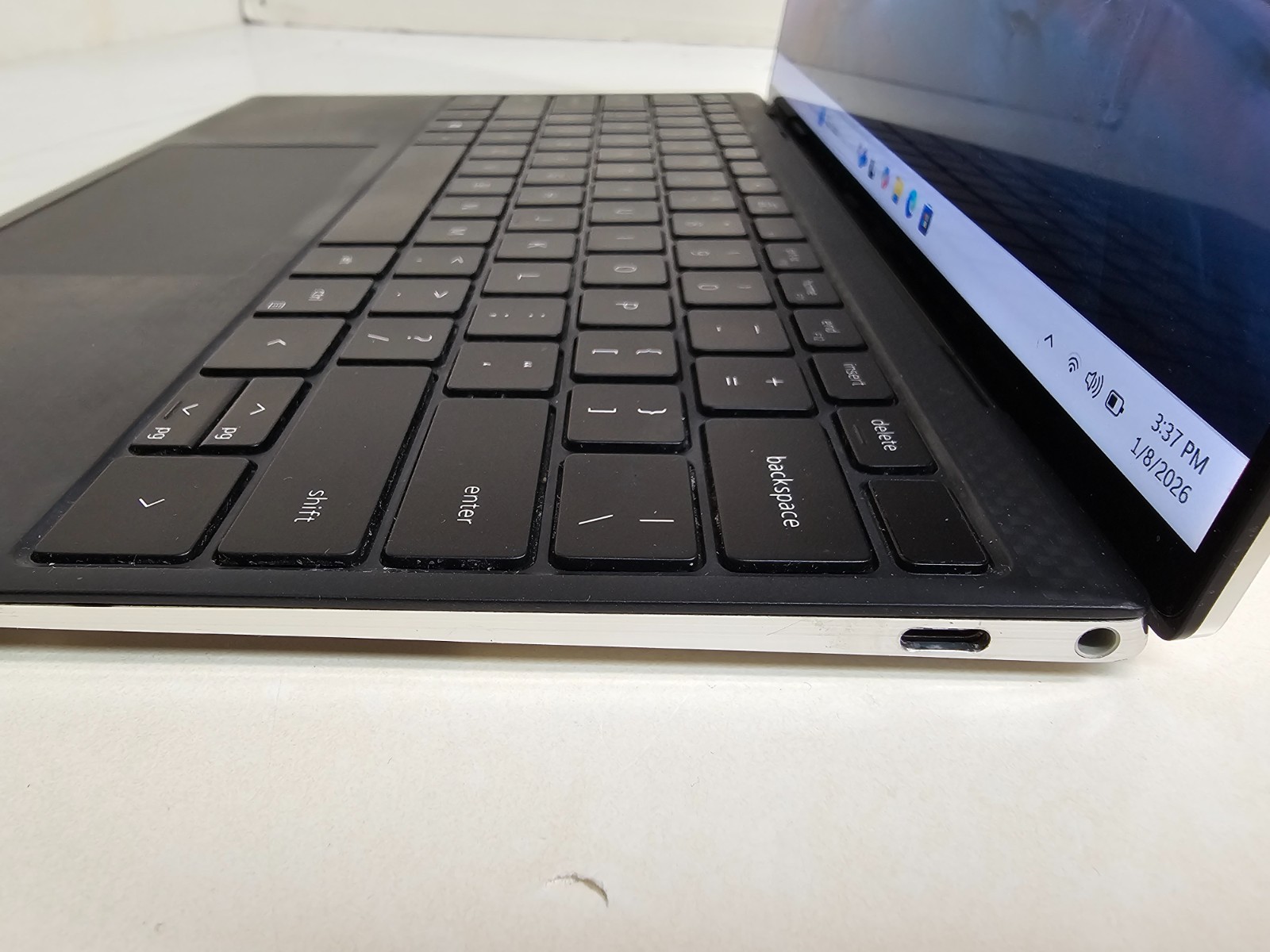 Dell XPS 13 9310 Laptop – 2.8 GHz i7-1165G7 8GB 512GB SSD 13.3″ Touchscreen SP1