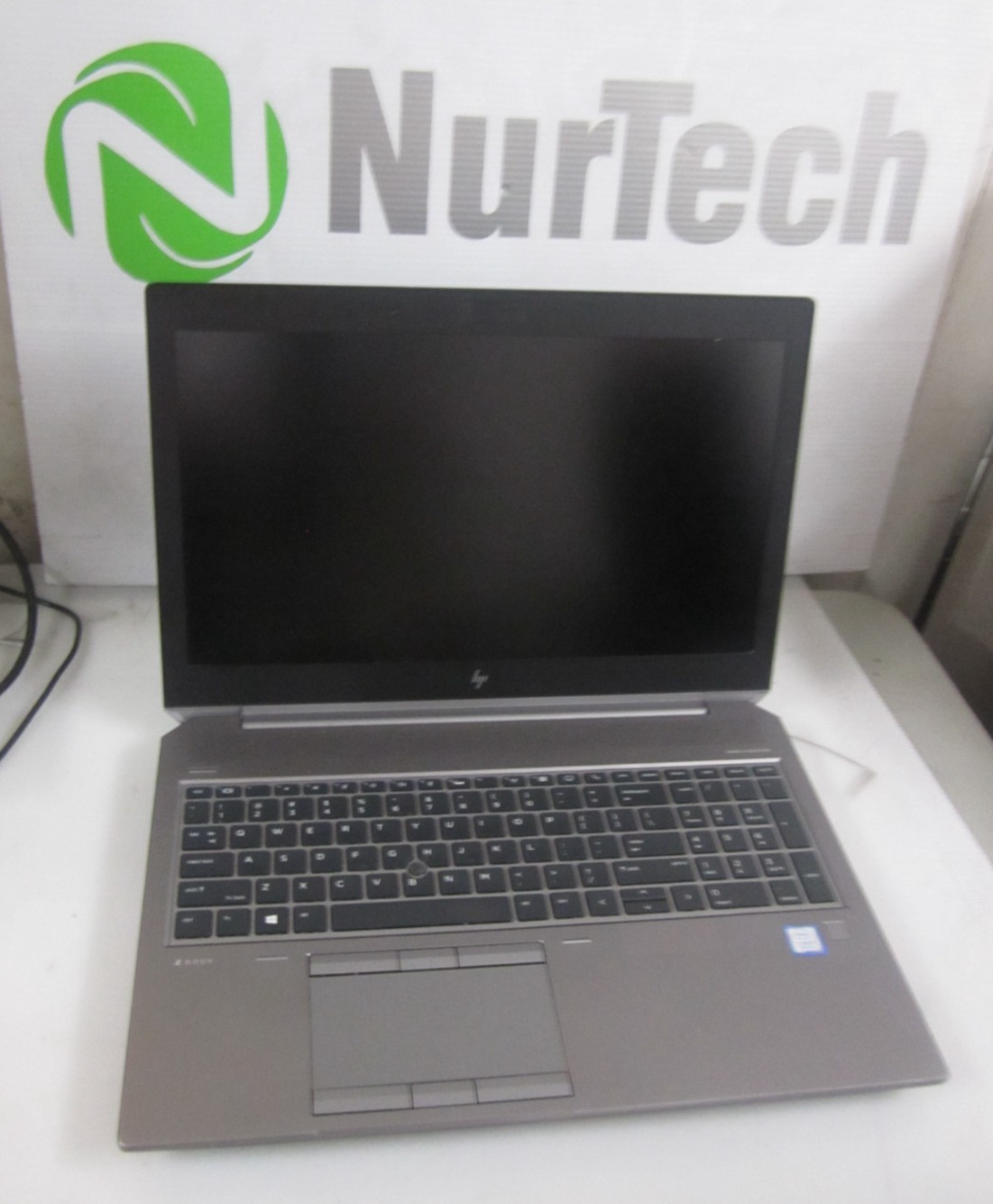 HP ZBook 15 G5 15.6″ i5-8300H 2.3GHz 16GB/240GB m2SSD UBUNTU Laptop + AC [BIOS]
