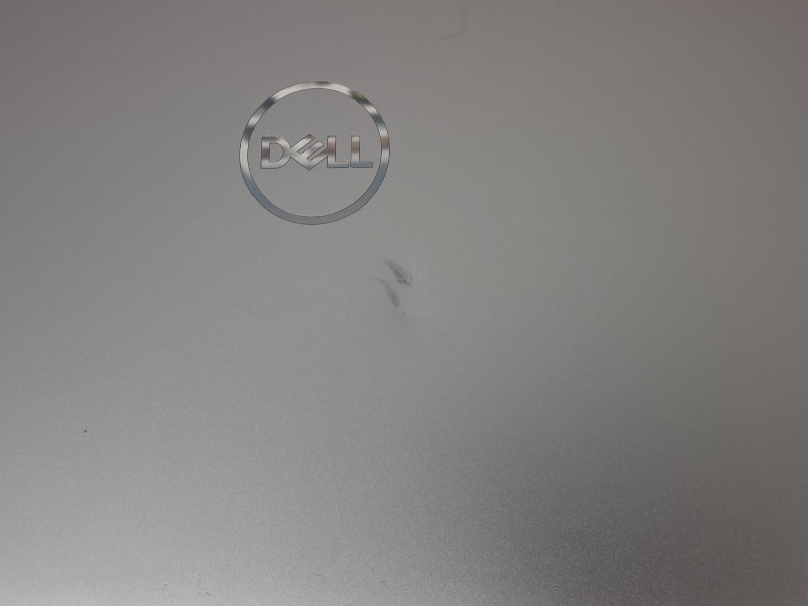 Dell XPS 15 9520 **READ Description**