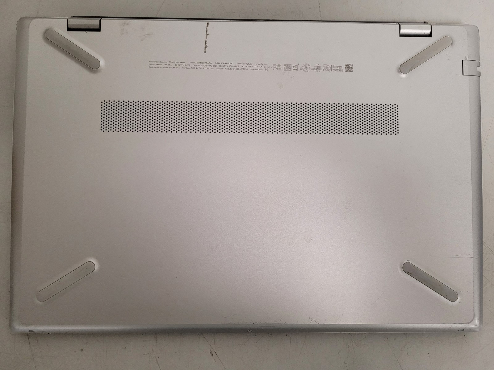 Hp pavilion 15-cs2064st i7-8565u 1.8ghz 8gb ram 240gb ssd charger 5CD9415DNQ