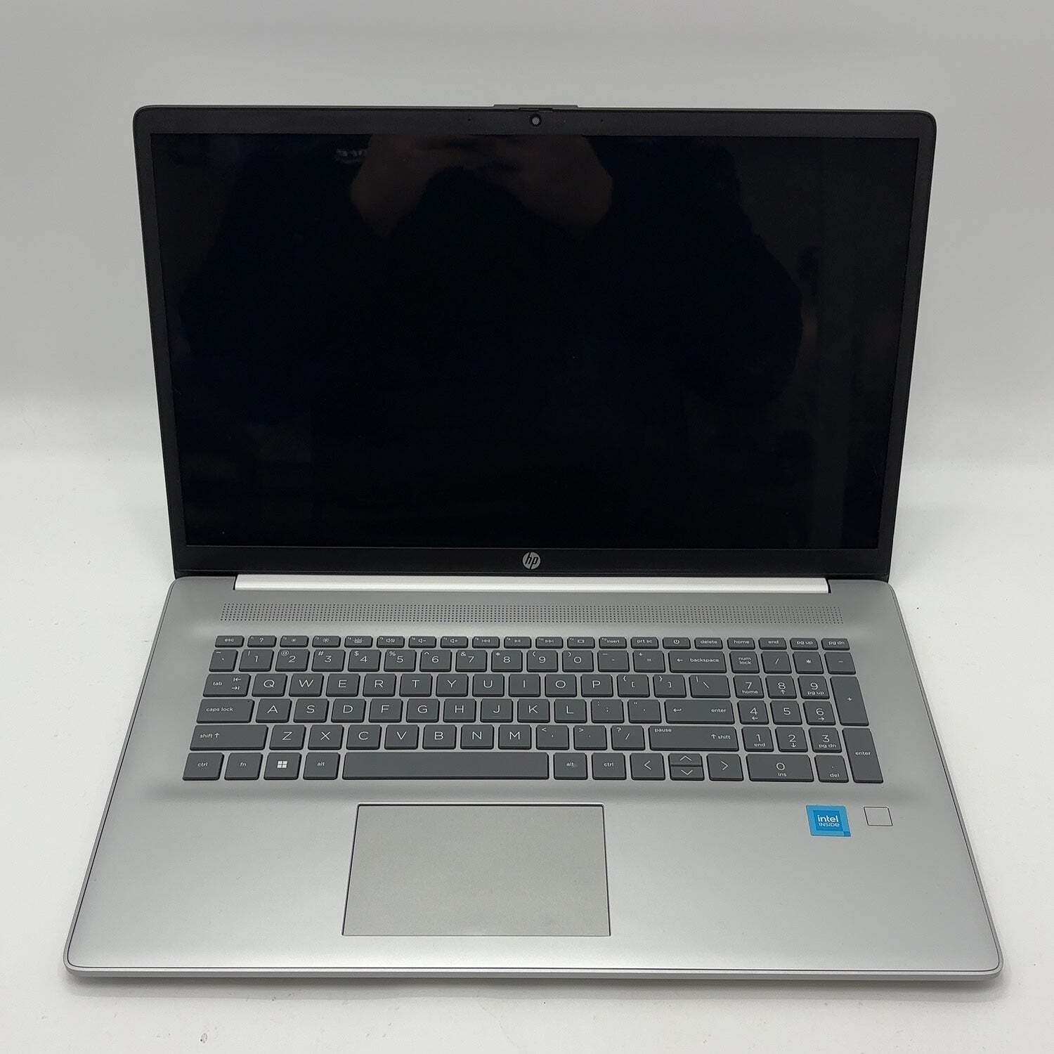 Broken HP Laptop 17-CN3XXX 17.3″ N200 1.0GHz 4GB RAM 128GB SSD Bad Trackpad