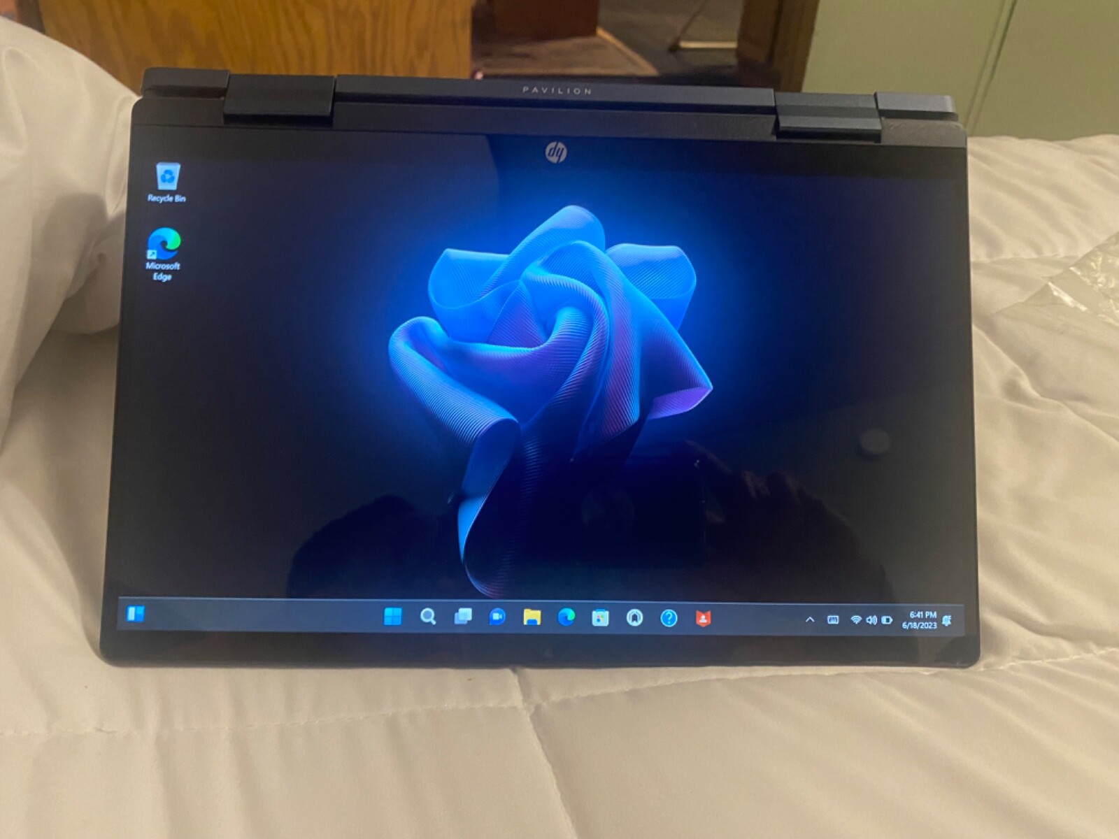 HP Pavilion x360 14-ek0033dx 14” (512GB SSD, Intel Core i5 12th Gen., 8GB)…