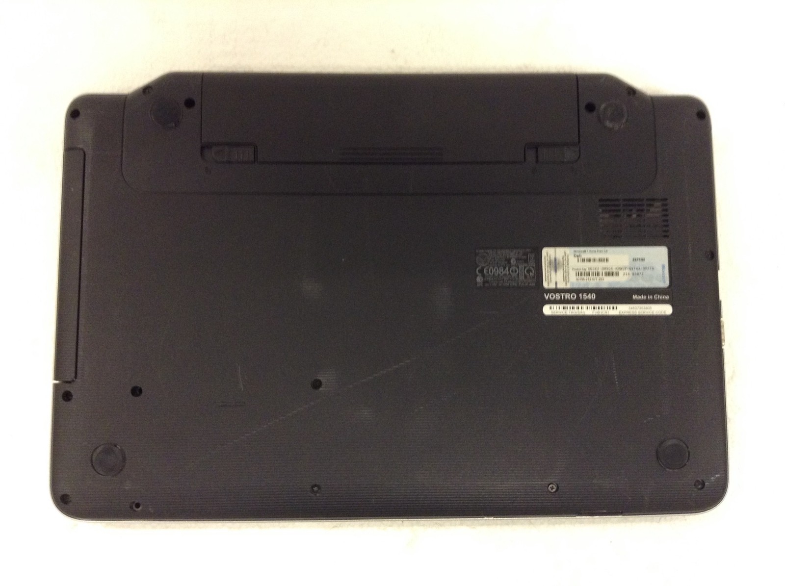 Dell Vostro 1540 Laptop 15.6″ i3-M370 2.40GHz 8GB RAM Ac adapter, No HDD, WORKS
