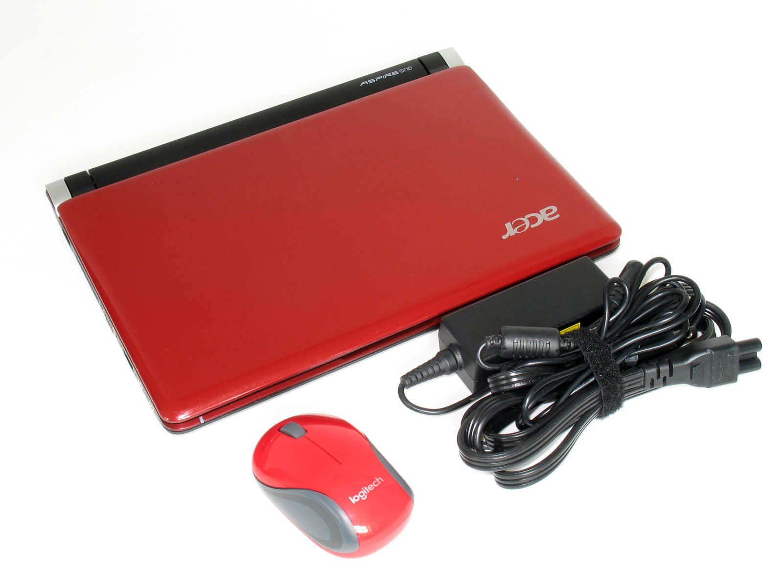 Acer Aspire One D250 – Windows 10, Wireless Mouse, Carrying Case