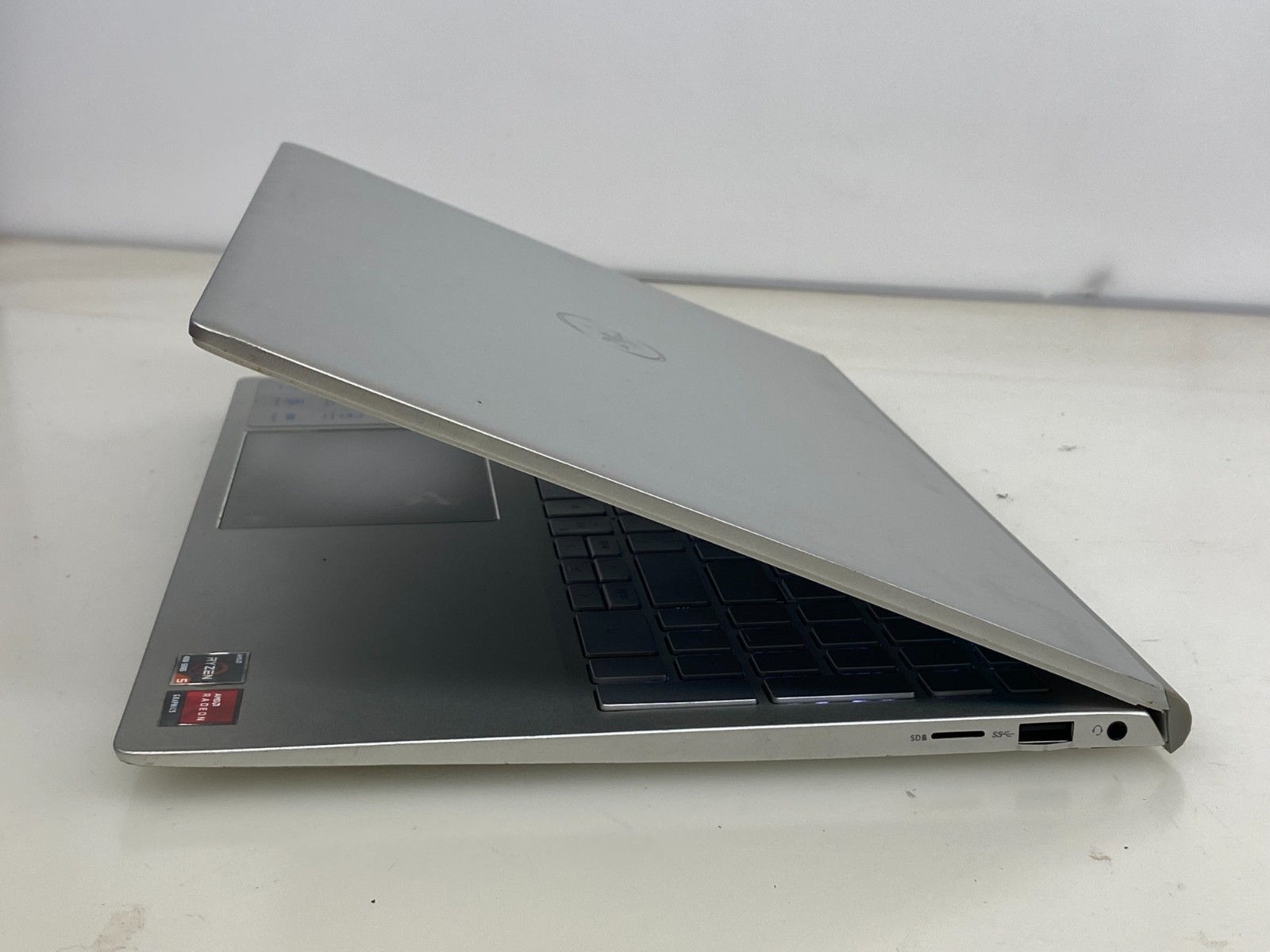 DELL INSPIRON 5505 RYZEN 5 4500U@4.00GHZ 4GB W10 *READ