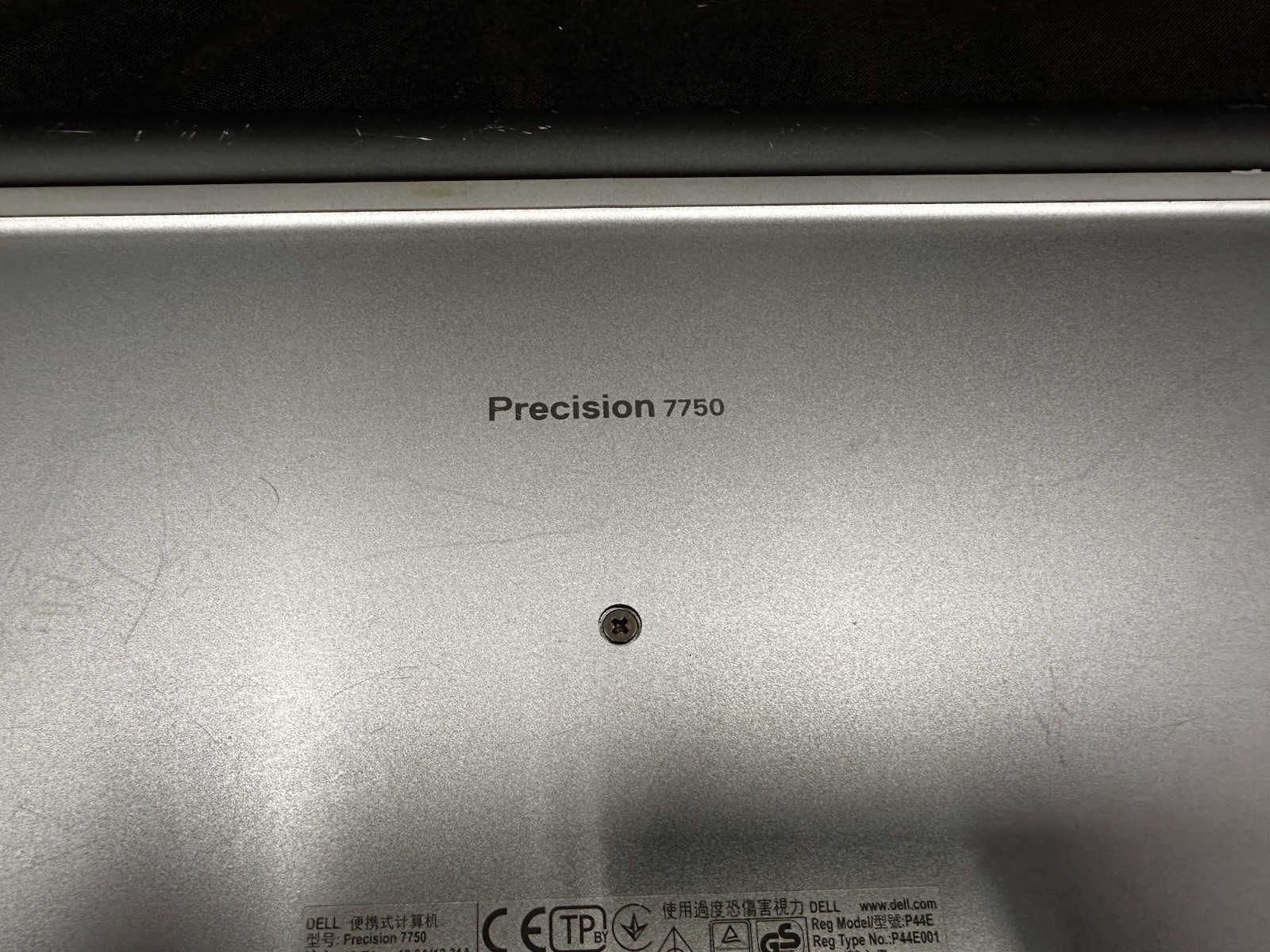 Dell Precision 7750 17.3″ i5-10400H 2.6GHz 32Gb Ram 512Gb SSD Nvme. #08
