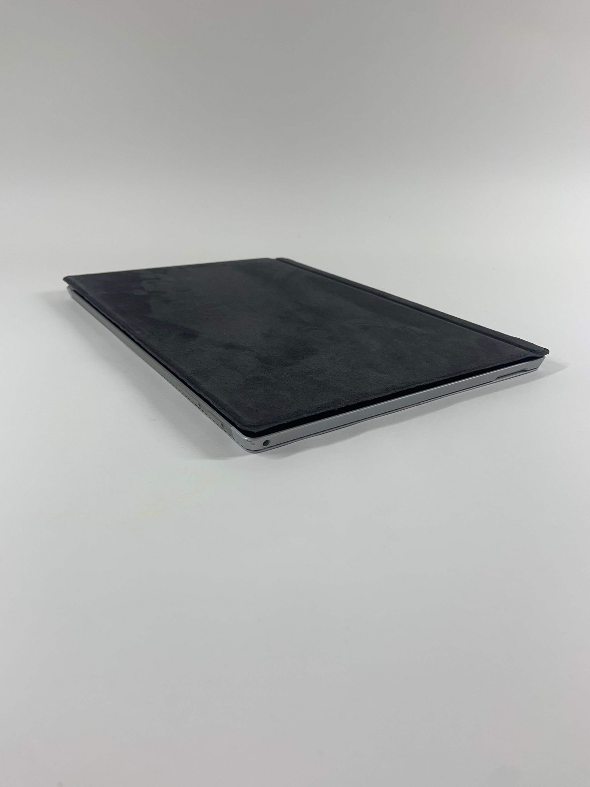 Microsoft Surface Pro 8 1724 13″ m3-6Y30 1.5GHz 4GB RAM 256GB SSD