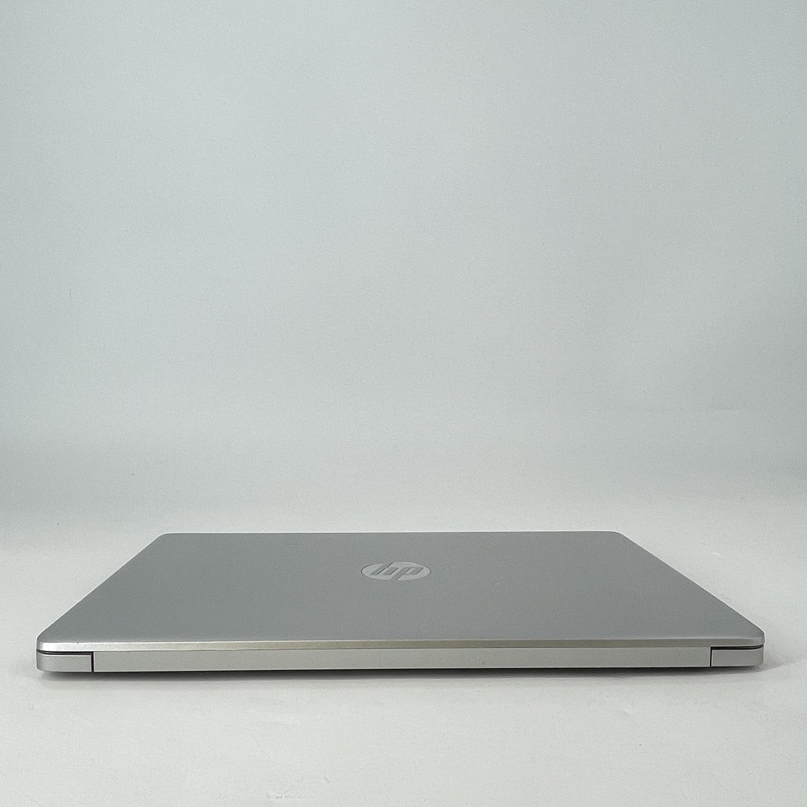 HP Notebook 15 Silver HD TOUCH i5-1035G1 1.00GHz 12GB 256GB SSD Good