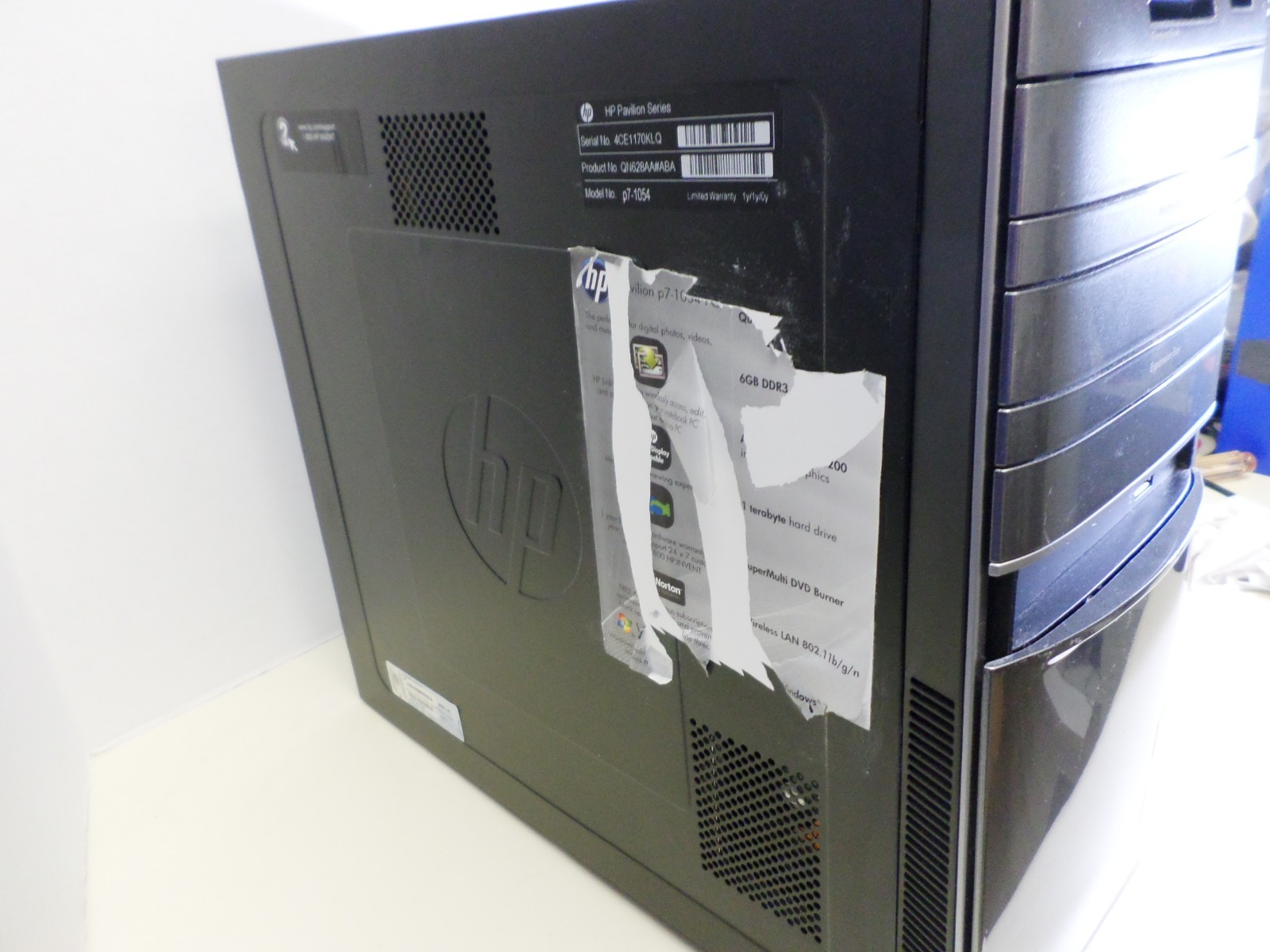 HP Pavilion P7-1054 Desktop PC 6 GB RAM, 250 GB HD, DVDRW Windows 10 Home