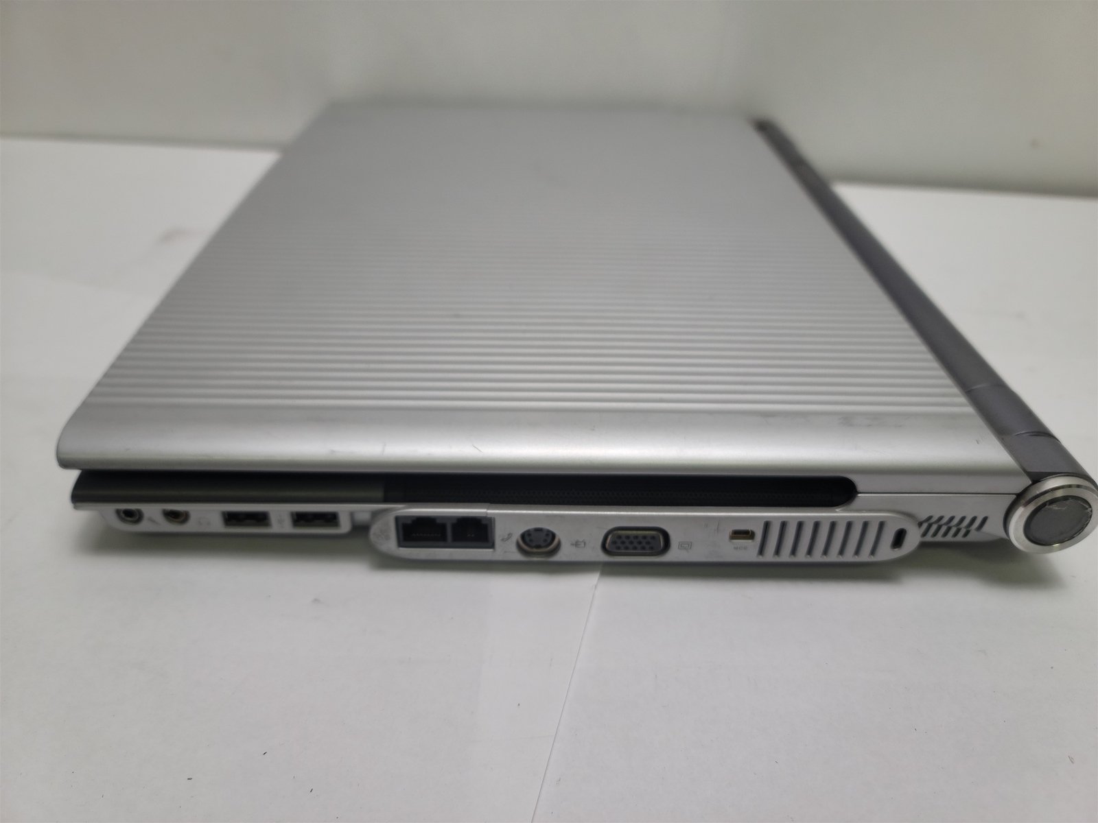 EliteGroup 600L Laptop, Intel Pentium M 1.70GHz , 500MB RAM, DVD-RW