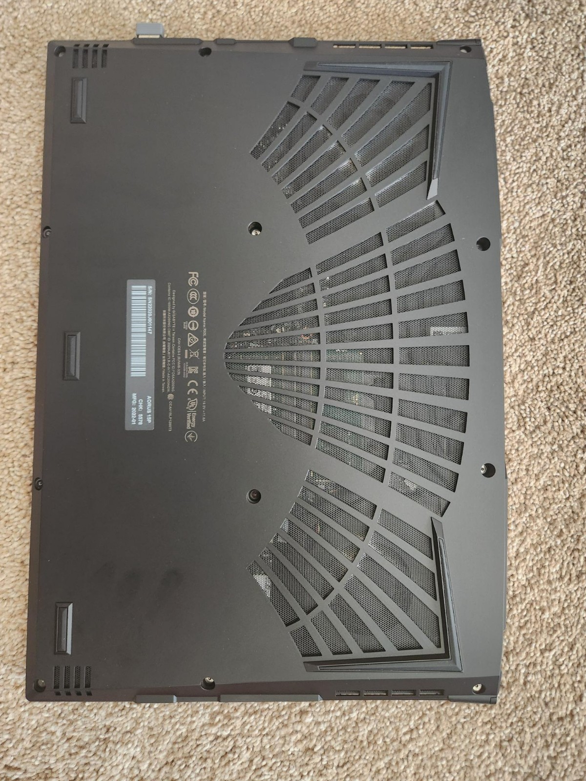AORUS Gaming Laptop i7-11800H 8GB Graphics card 16GB RAM 954GB Storage