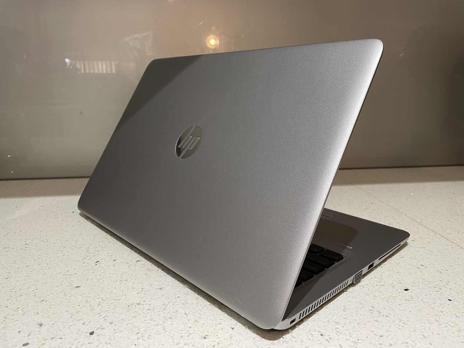 HP EliteBook 850 G3 I7-6600U 8GB 256GB SSD WEBCAM WIFI BT HDMI USB-C 15.6″ W10