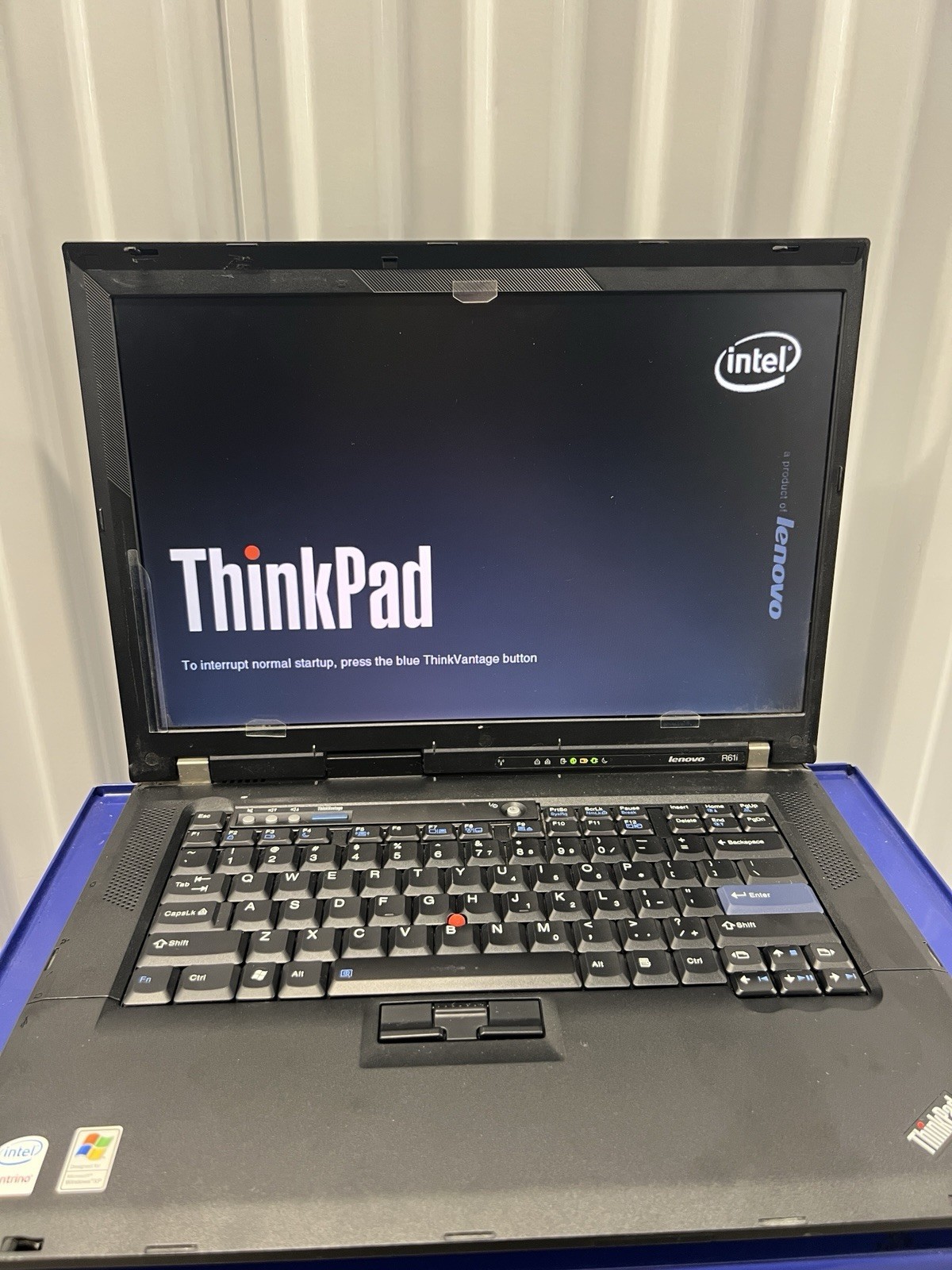 Lenovo ThinkPad R61i 15″ Laptop Intel Core 2 Duo As is