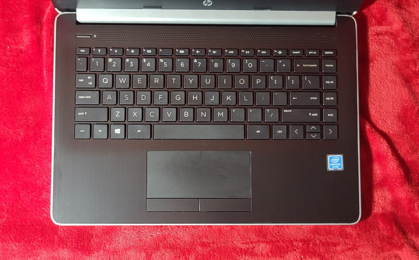 HP 14-ck0061st Pentium Silver N5000 @ 1.1GHz 8GB RAM 1TB HDD Win 10 Pro Laptop