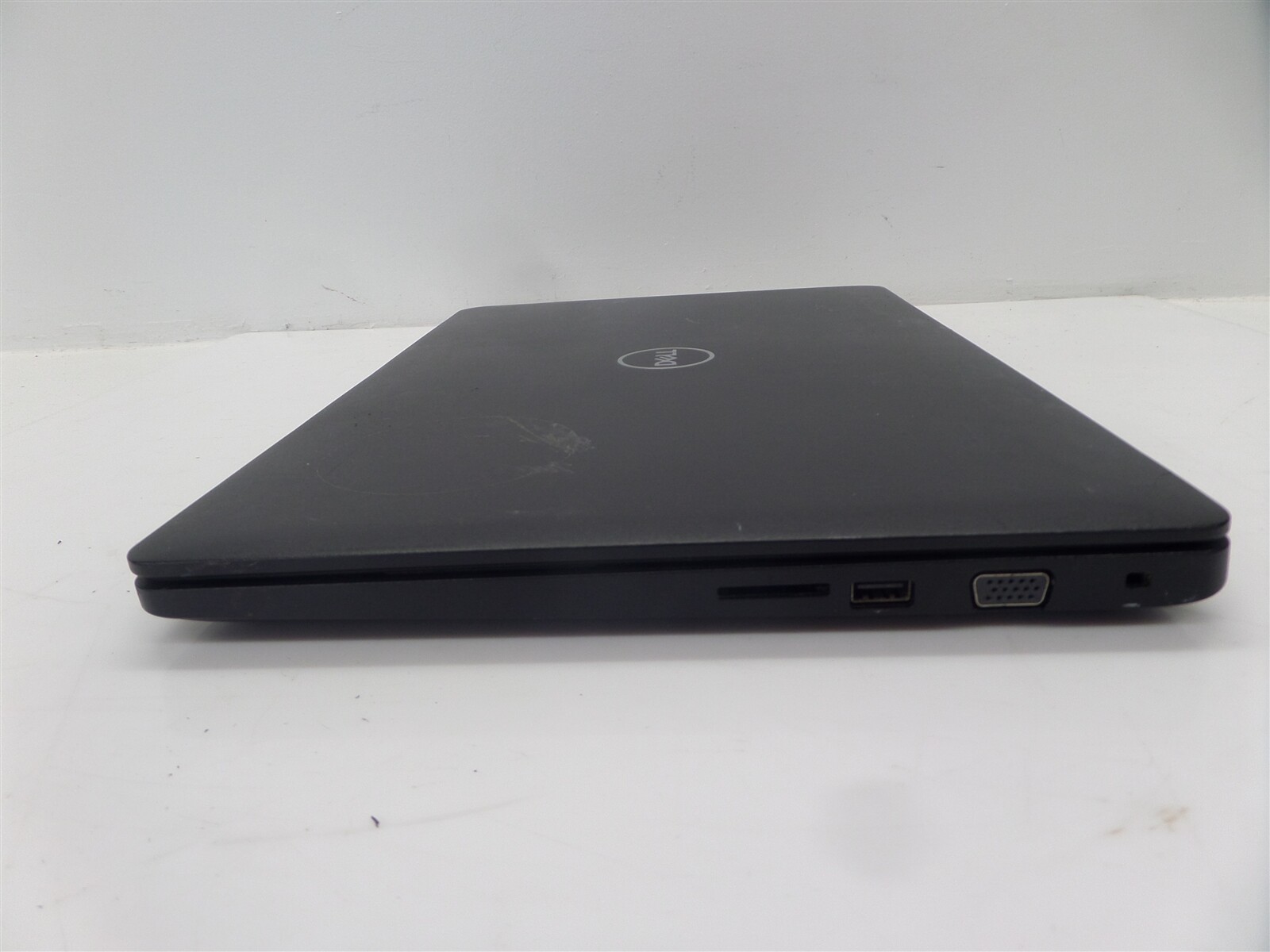 Dell Latitude 3580 15.6″ Laptop w/ i5-7200U 2.50GHz CPU & 8GB RAM – No HDD